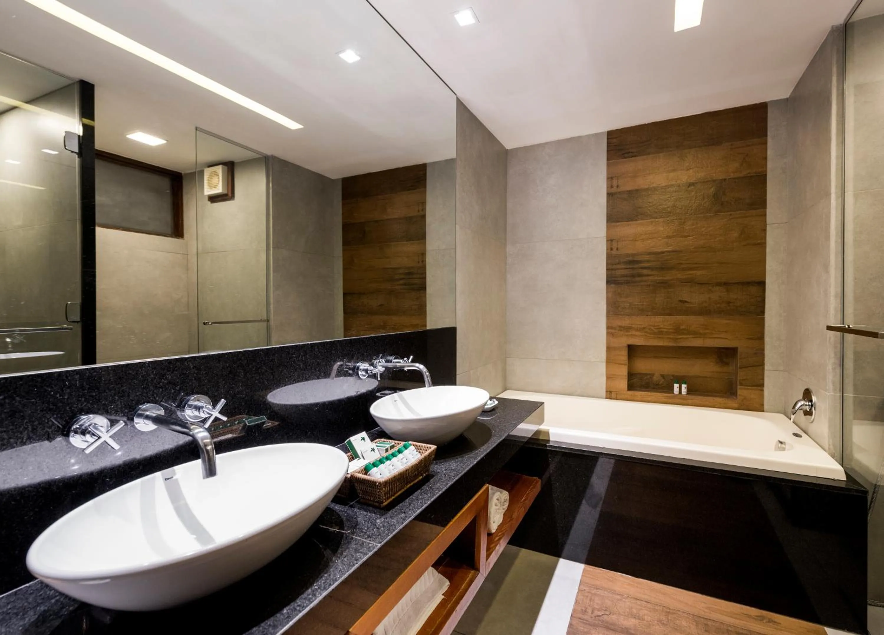 Bathroom in Tivoli Ecoresort Praia do Forte