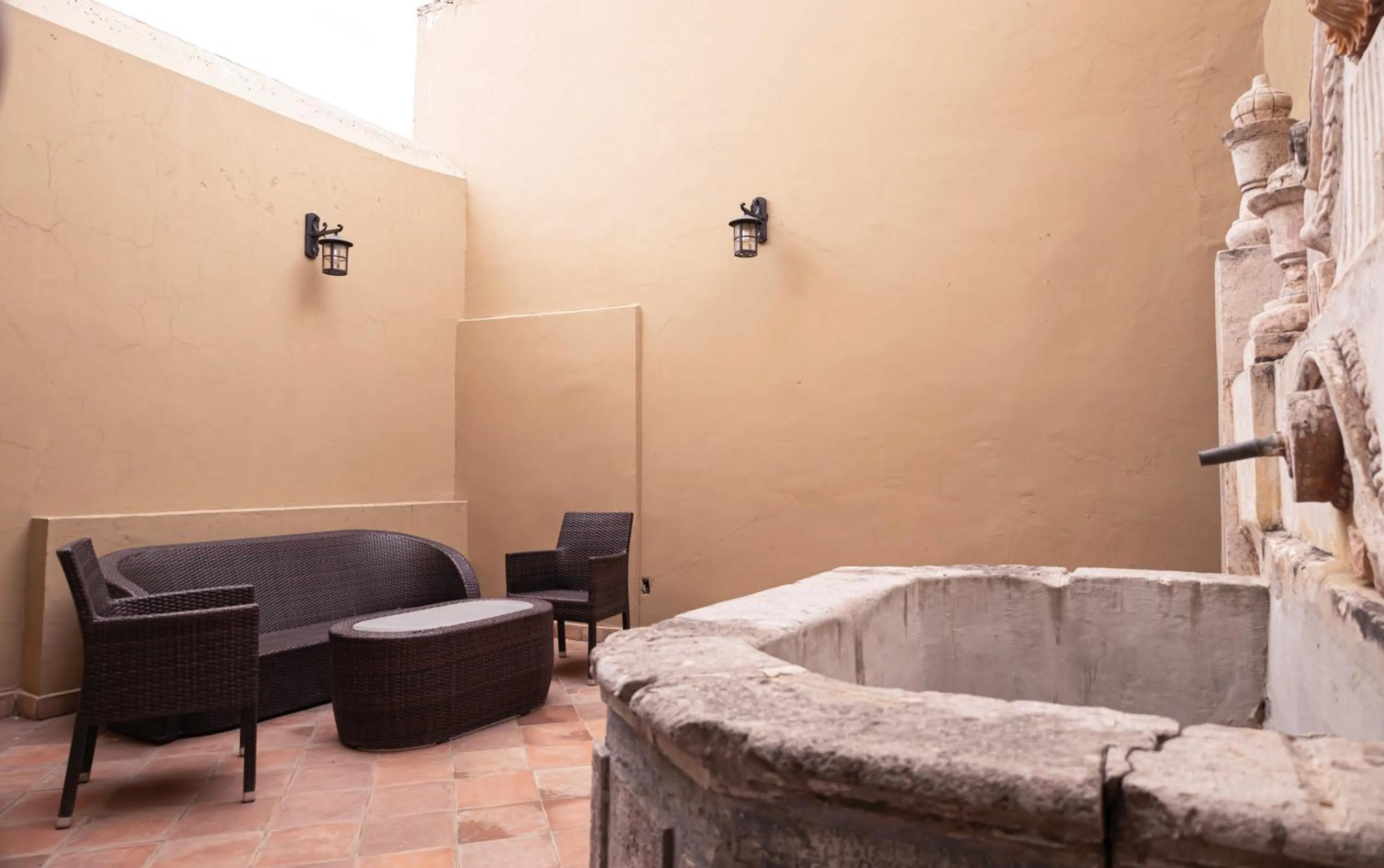 Seating area in Hotel Plaza de Armas