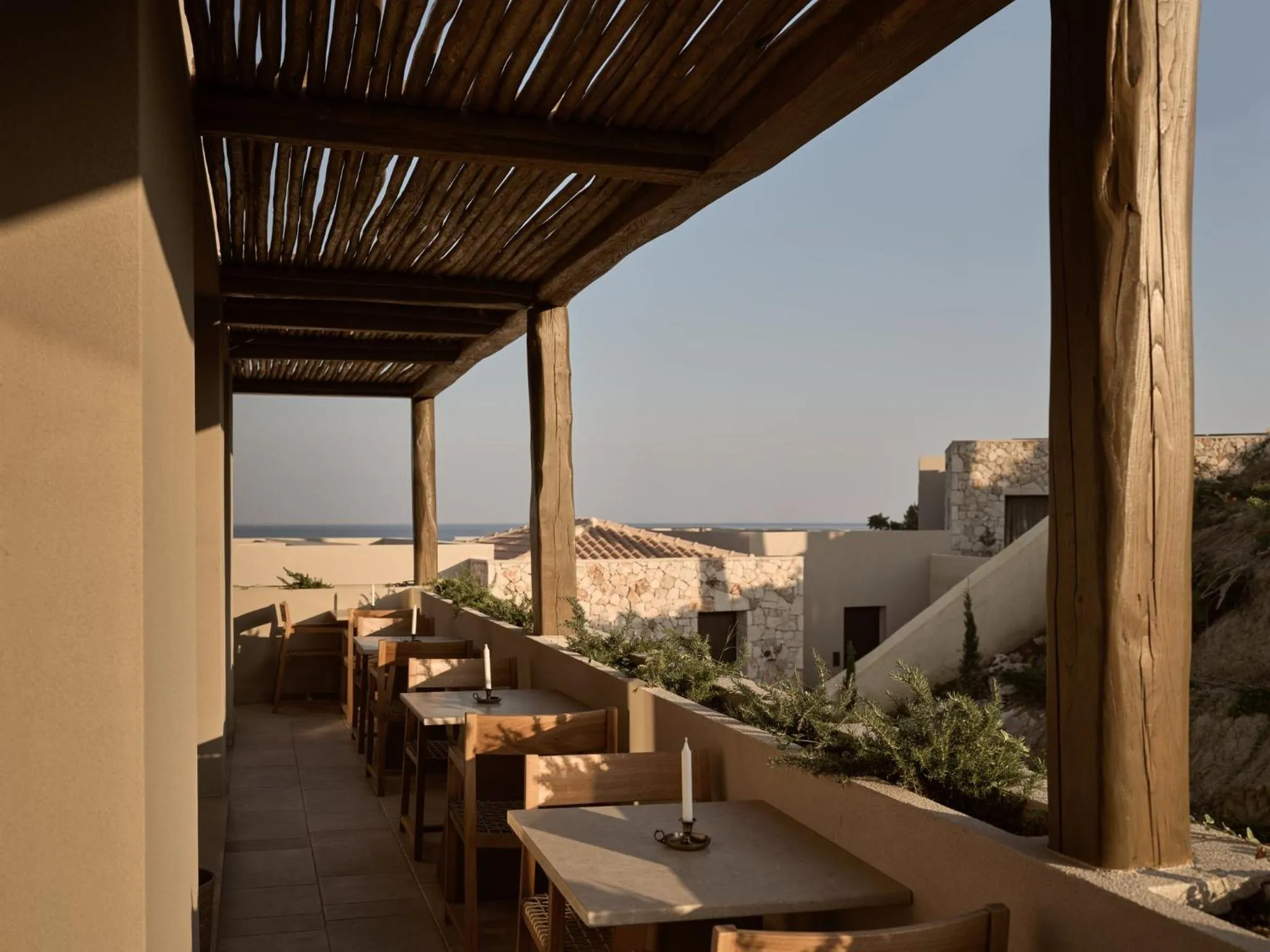 Restaurant/places to eat in Pierros Verde