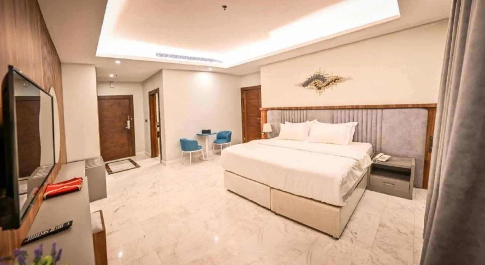 Bed in Sas Blue Suites