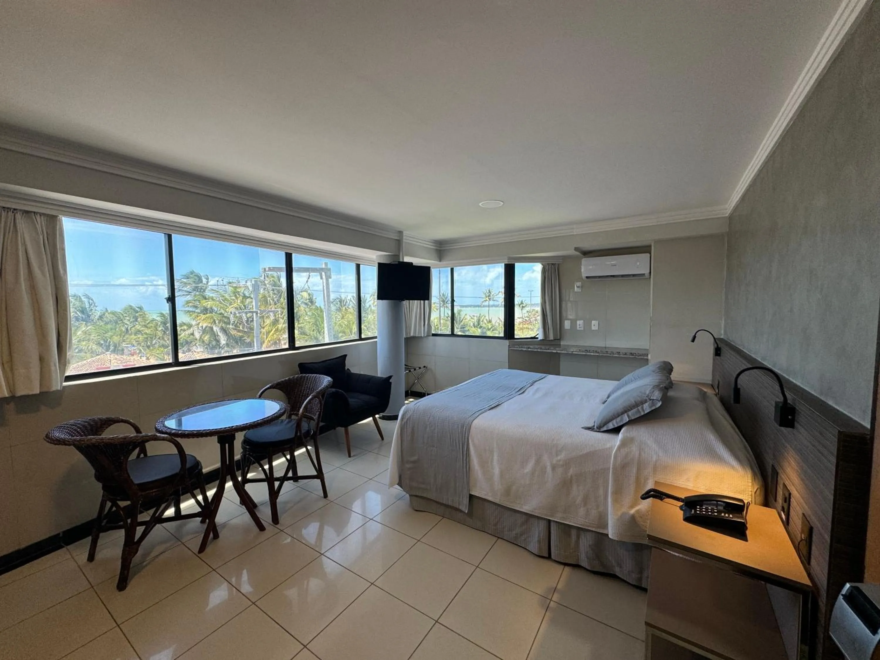 Bed in Atlântico Praia Hotel