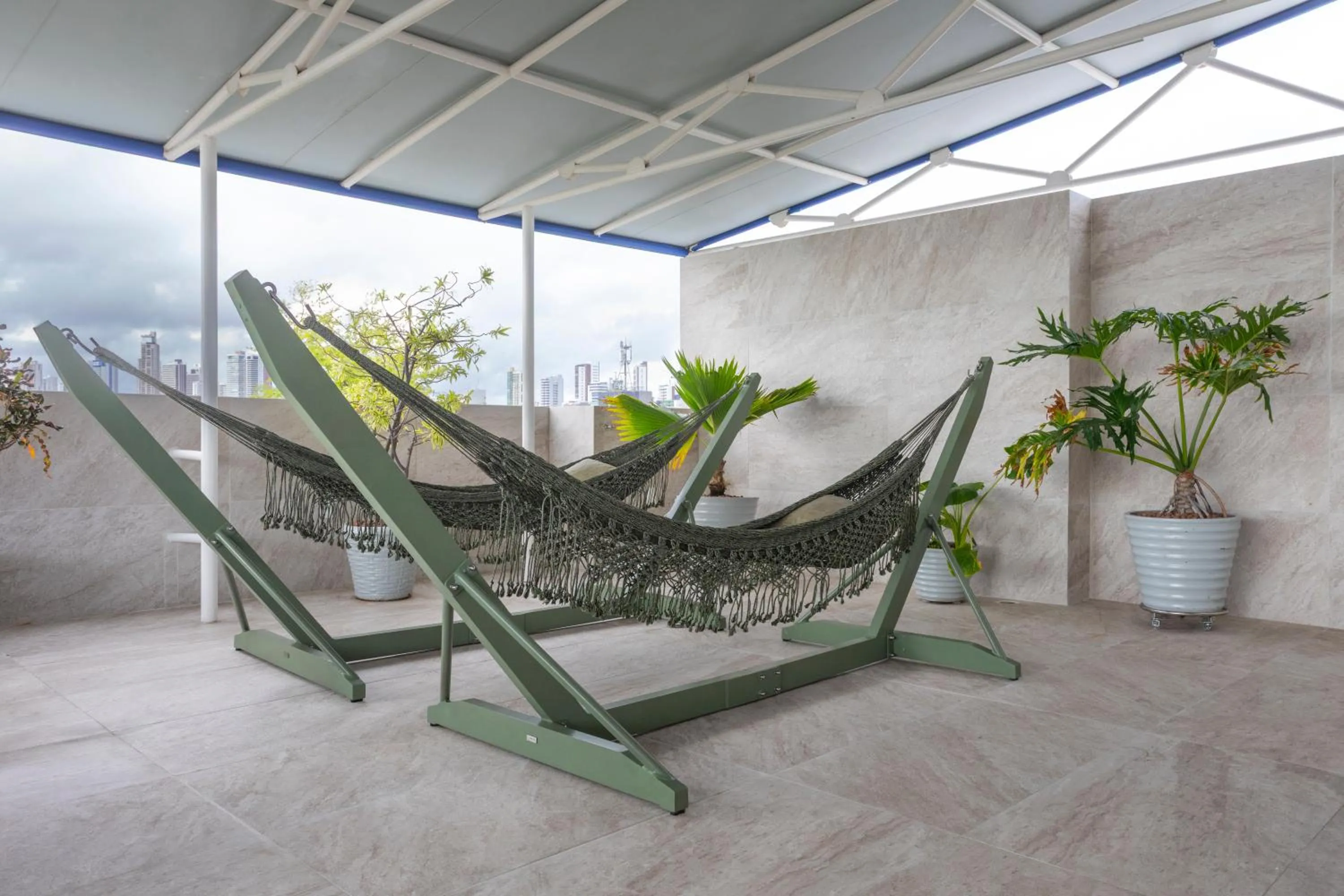 Lounge or bar in Atlântico Praia Hotel