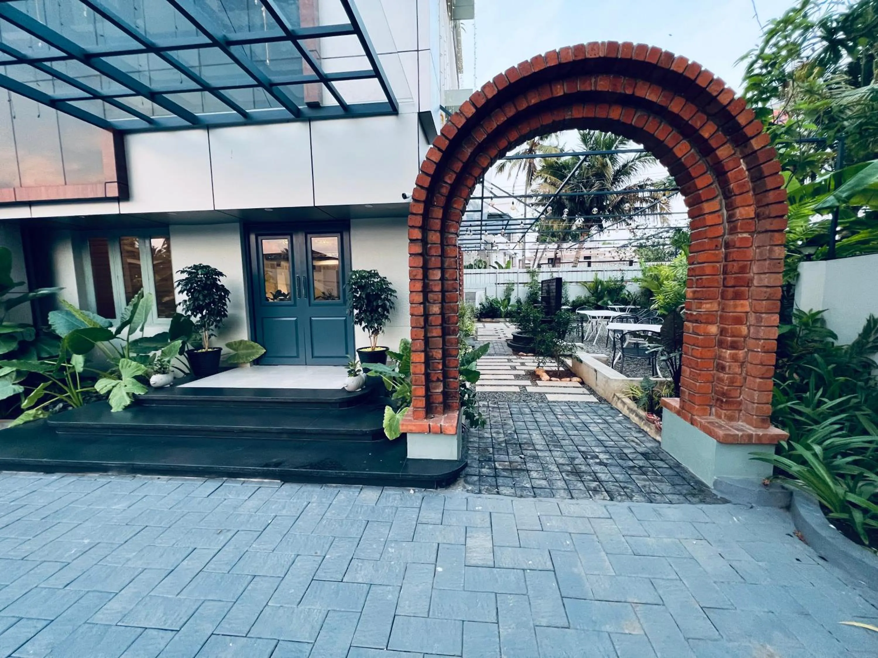 Restaurant/places to eat in Hotel Seapark