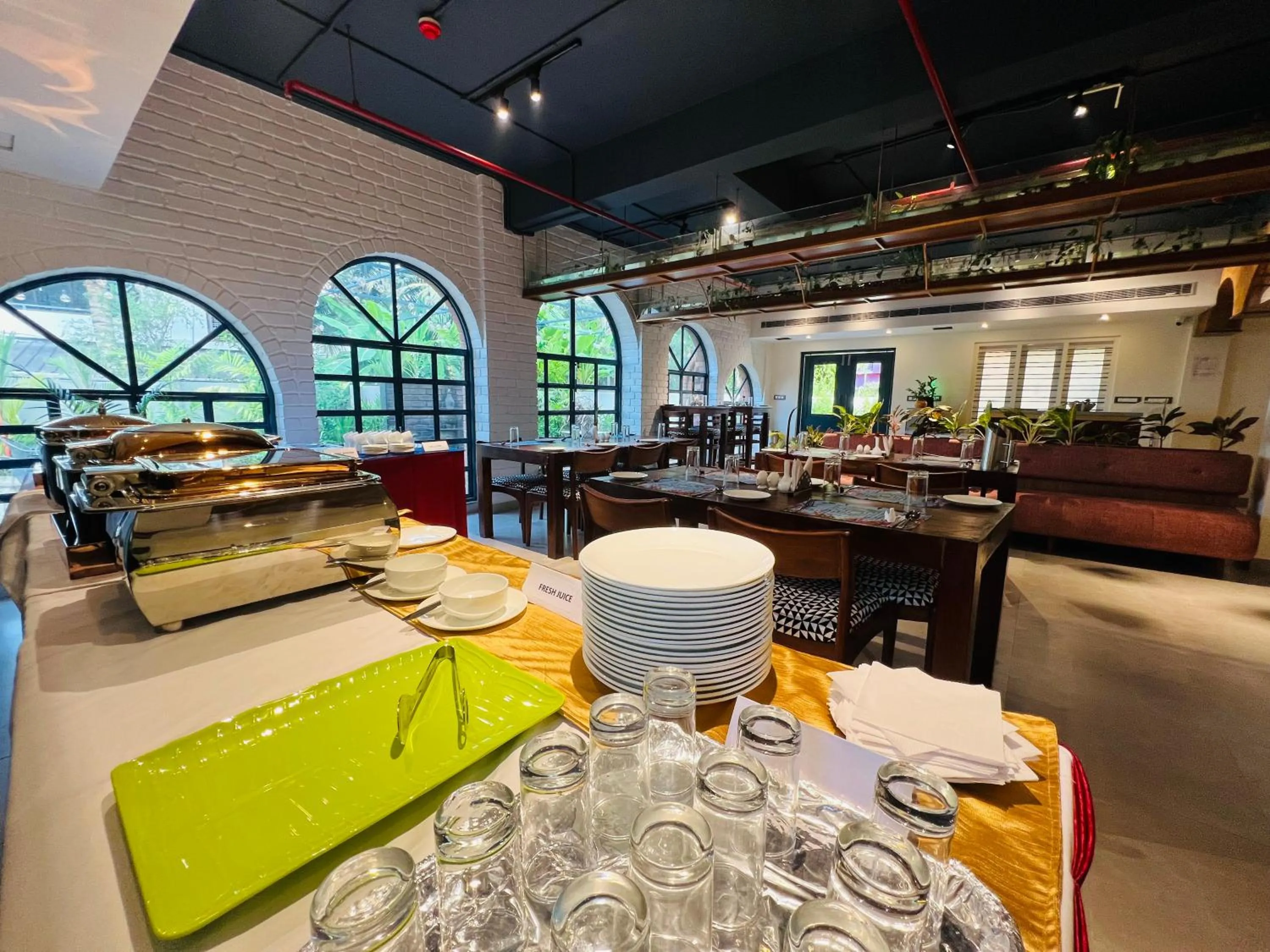 Restaurant/places to eat in Hotel Seapark