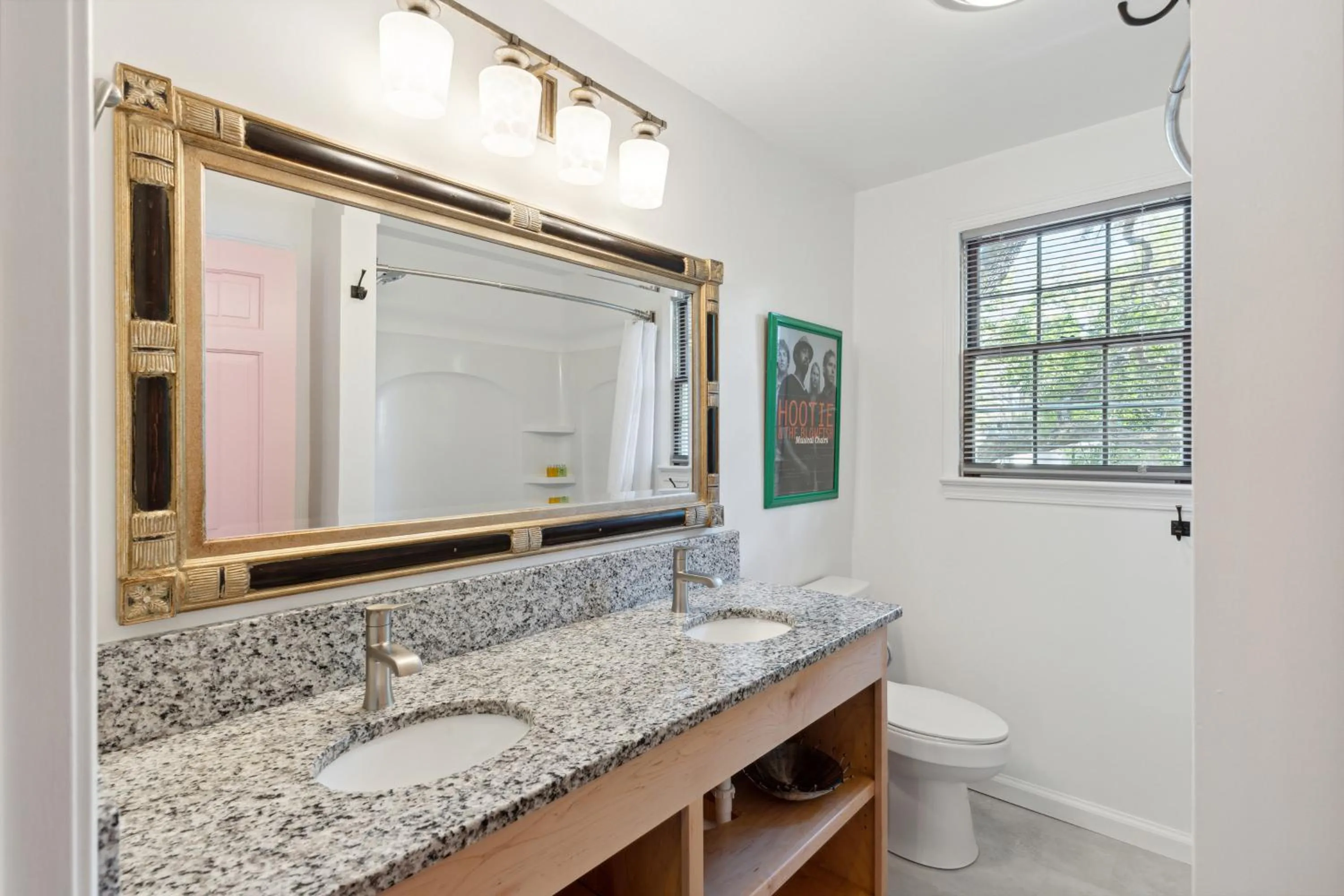 Folly Vacation Vintage Cottage 317 East