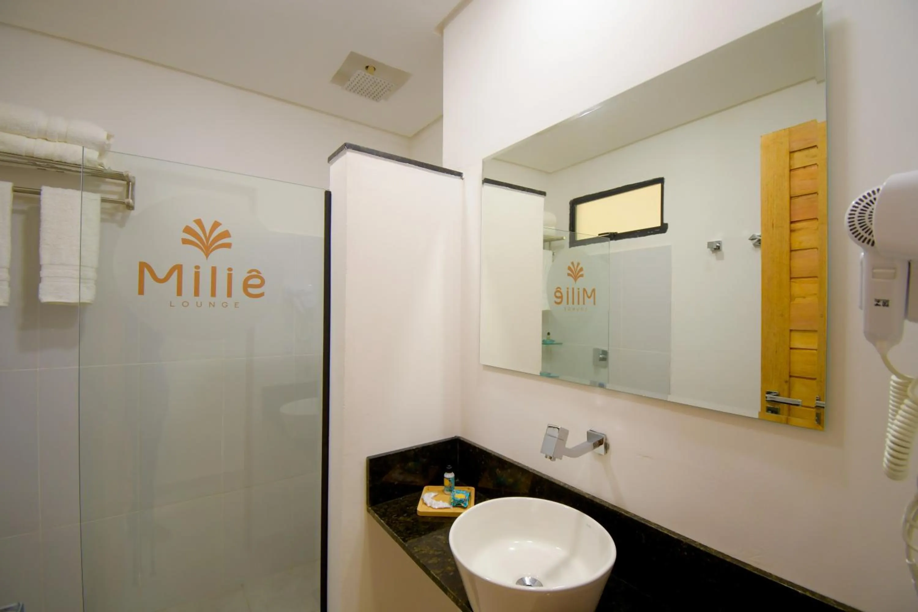 Bathroom in Milie Lounge Pousada