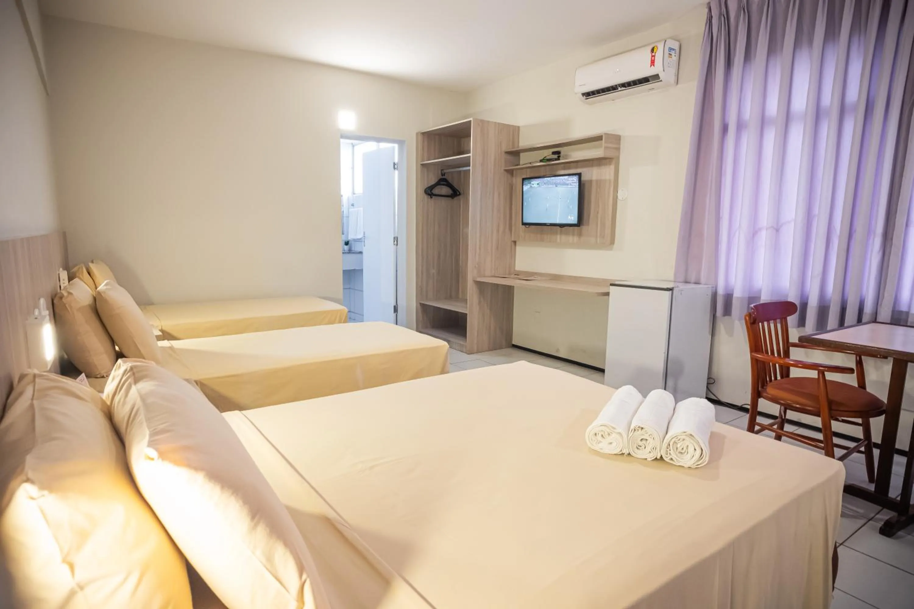 Bed in Abbeville Hotel Torre I - Torre II