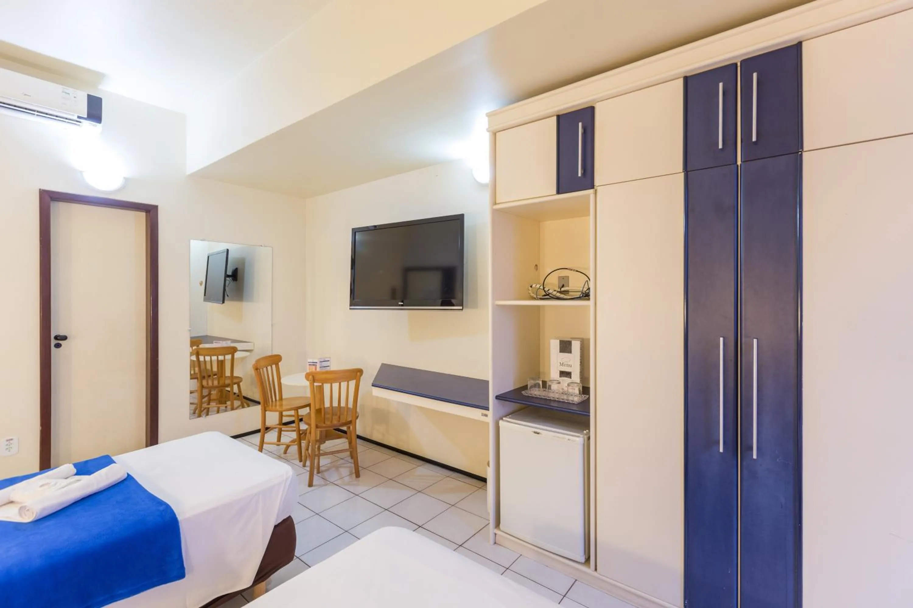 Bedroom, Bed in Abbeville Hotel Torre I - Torre II