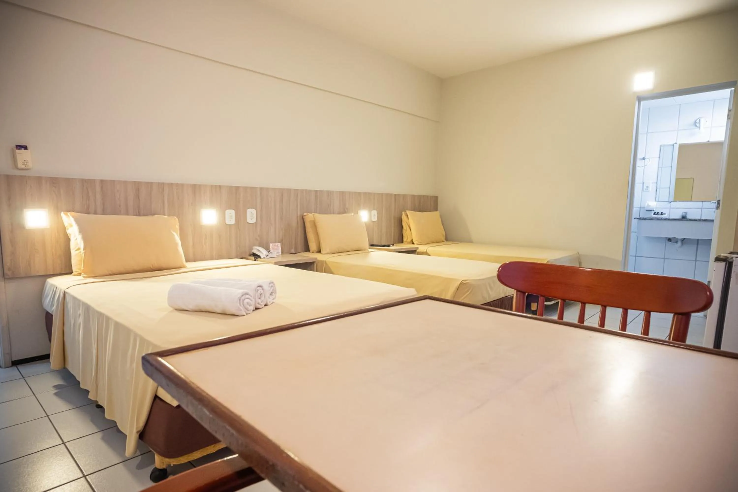 Bedroom, Bed in Abbeville Hotel Torre I - Torre II