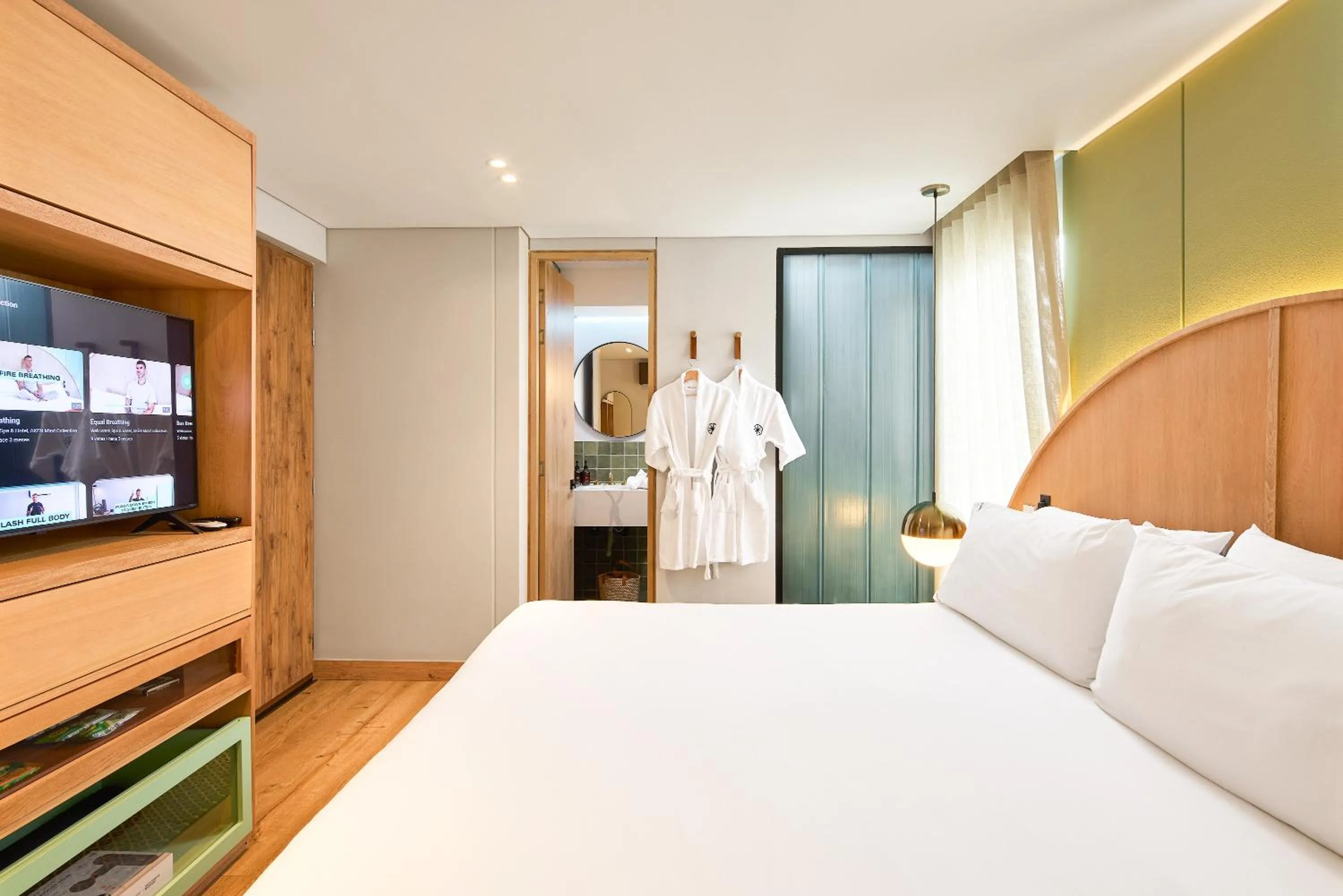 Bedroom, Bed in Wellcomm Spa & Hotel