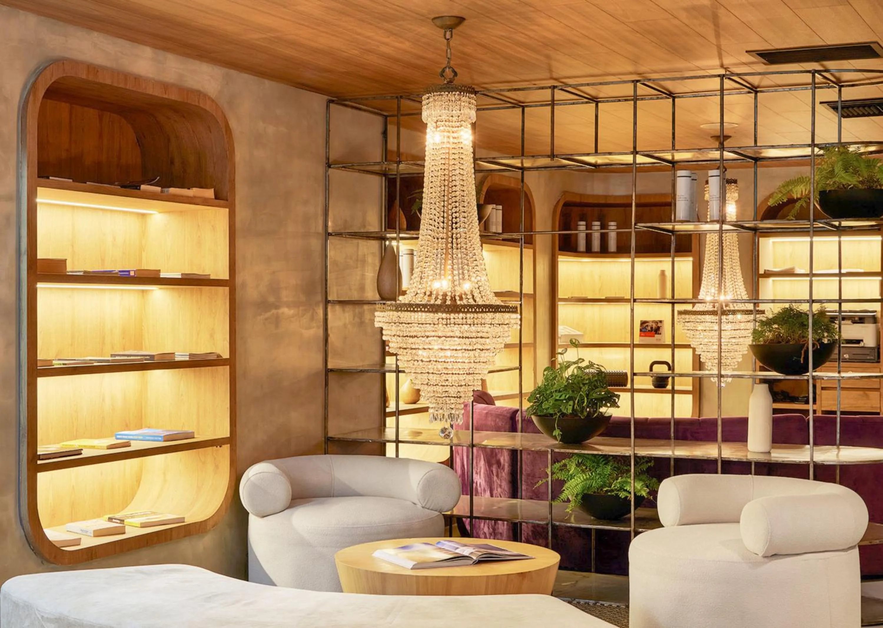 Living room in Wellcomm Spa & Hotel