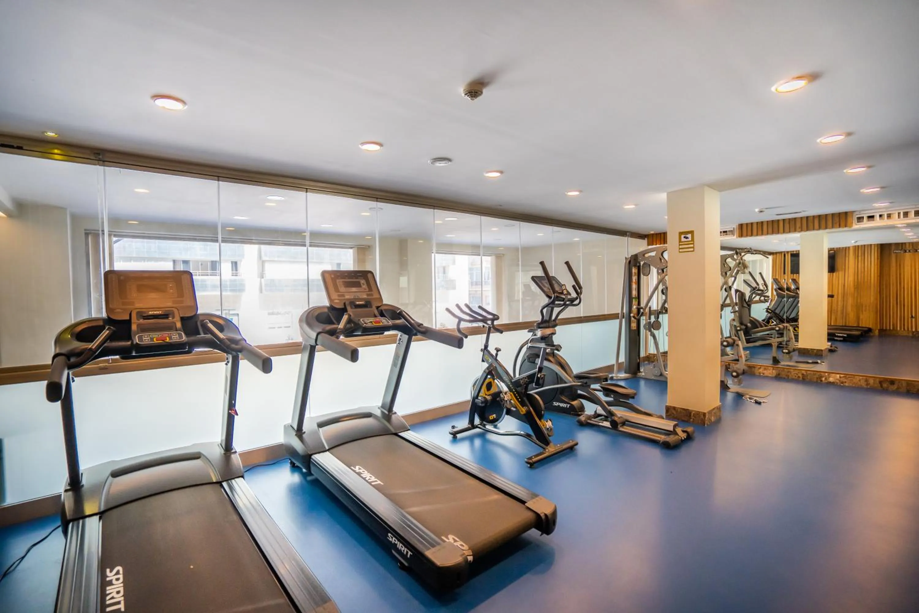 Fitness centre/facilities in Hotel Spa Cádiz Plaza