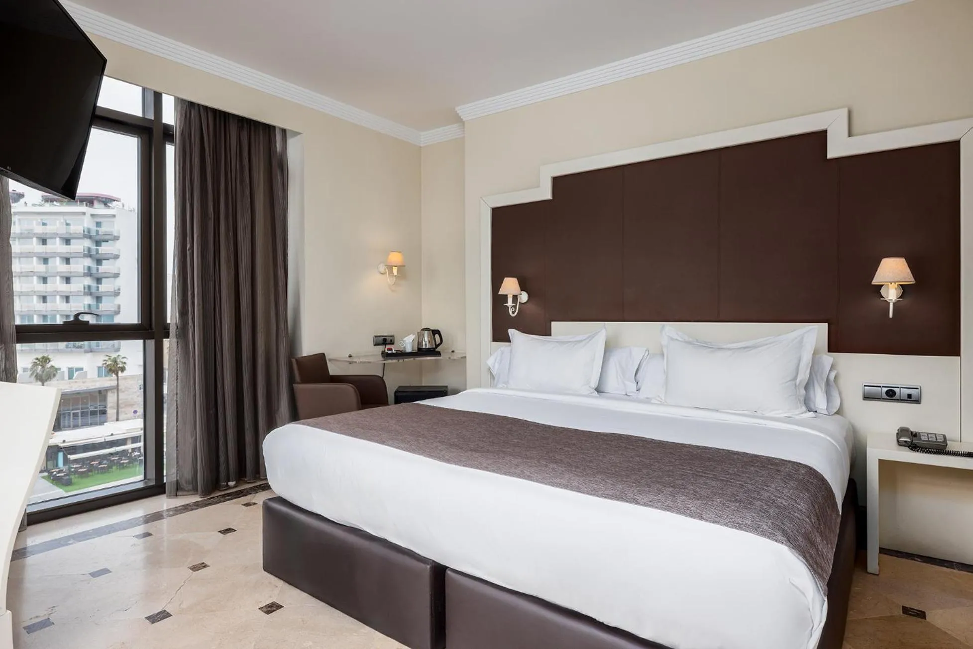 Bed in Hotel Spa Cádiz Plaza