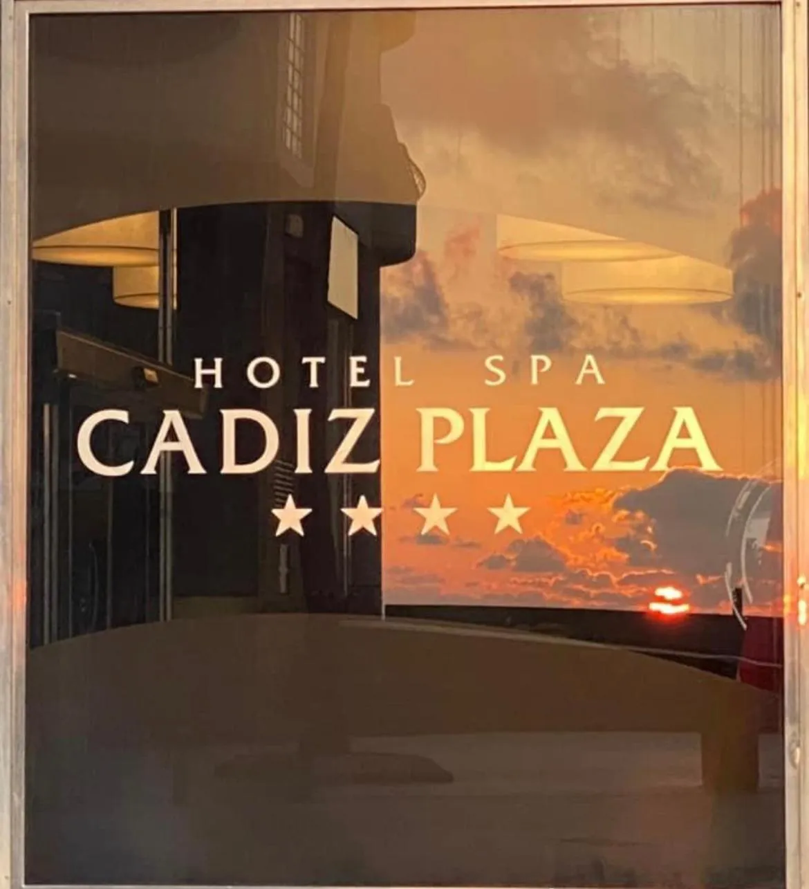 Facade/entrance in Hotel Spa Cádiz Plaza