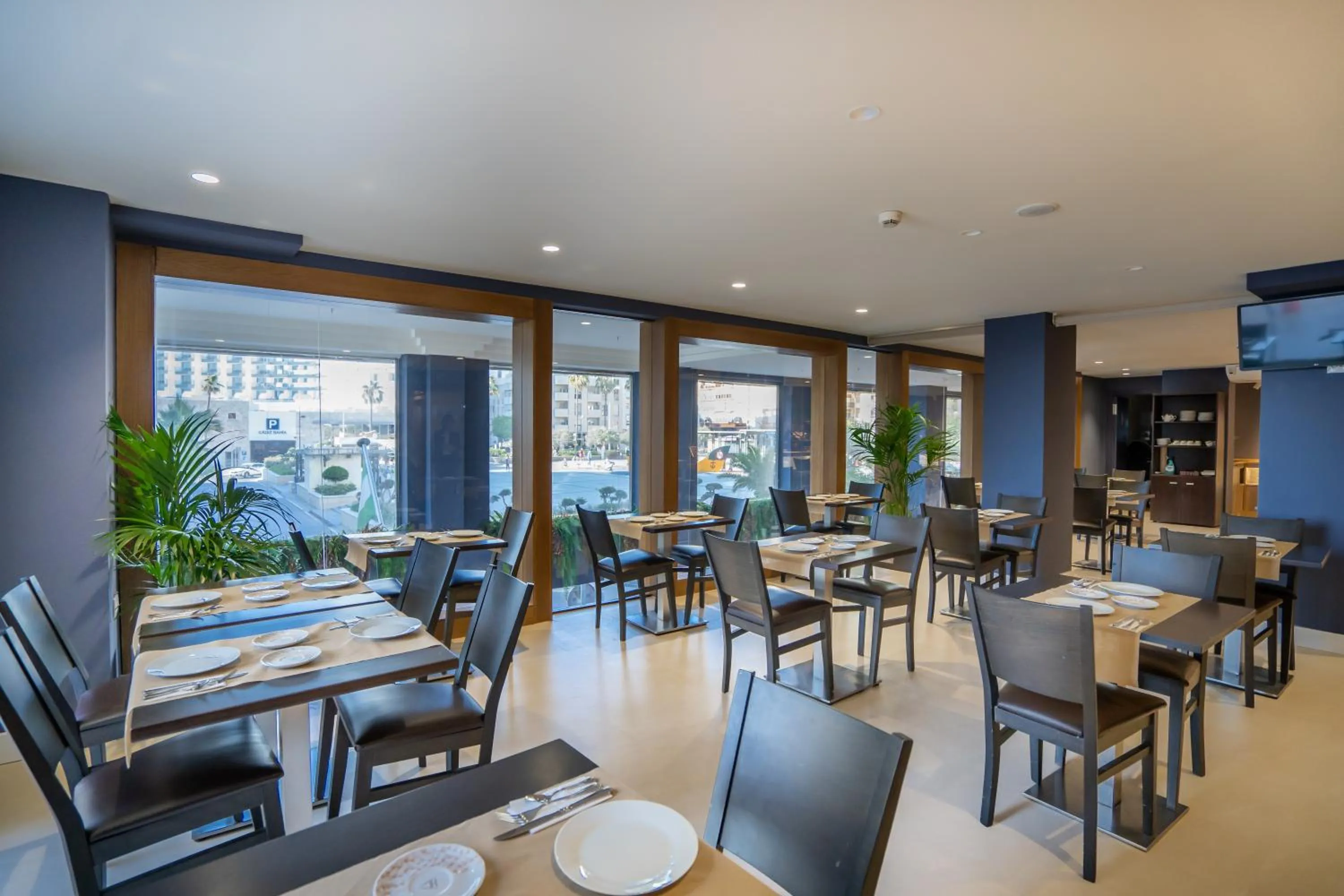 Buffet breakfast in Hotel Spa Cádiz Plaza