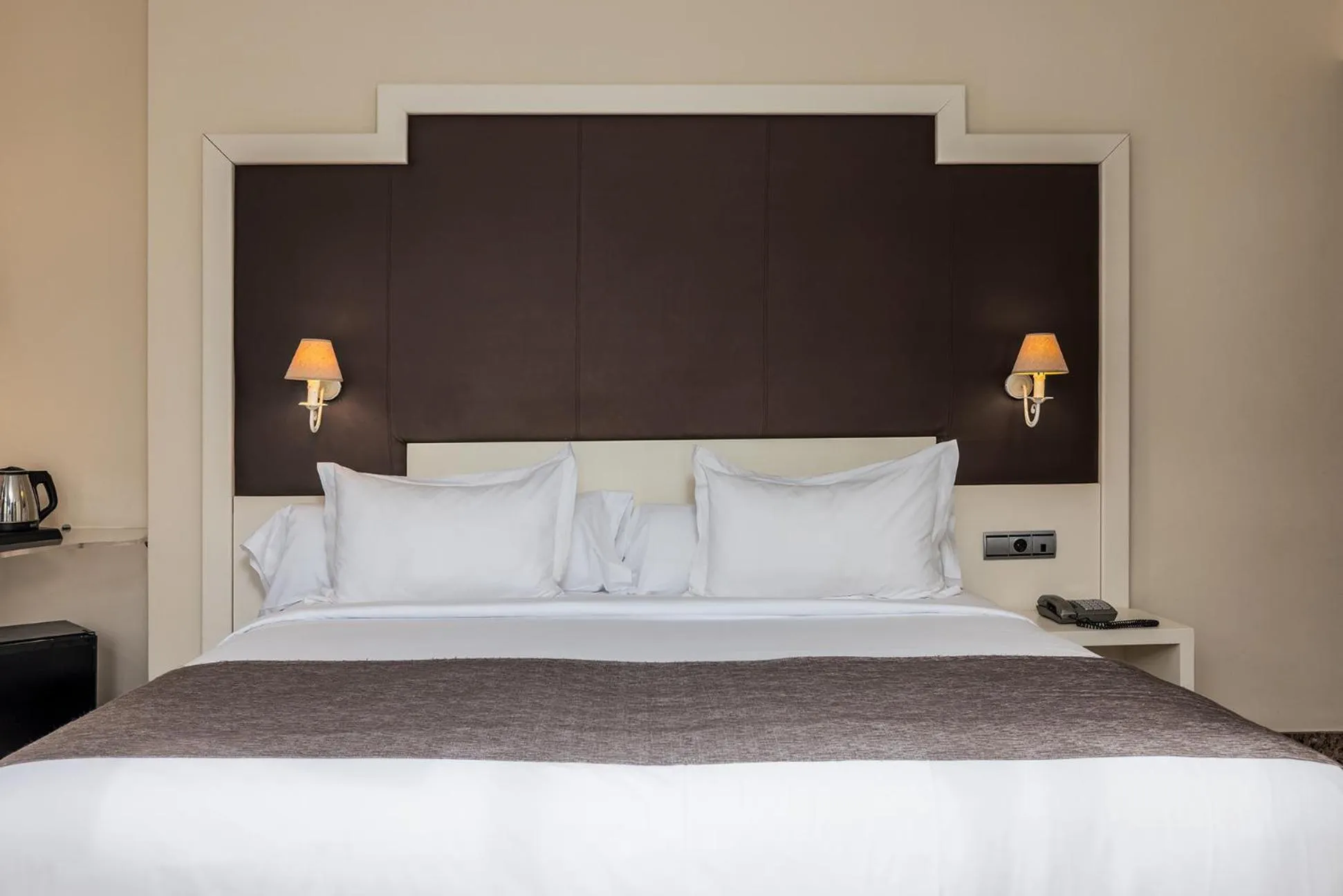 Bed in Hotel Spa Cádiz Plaza