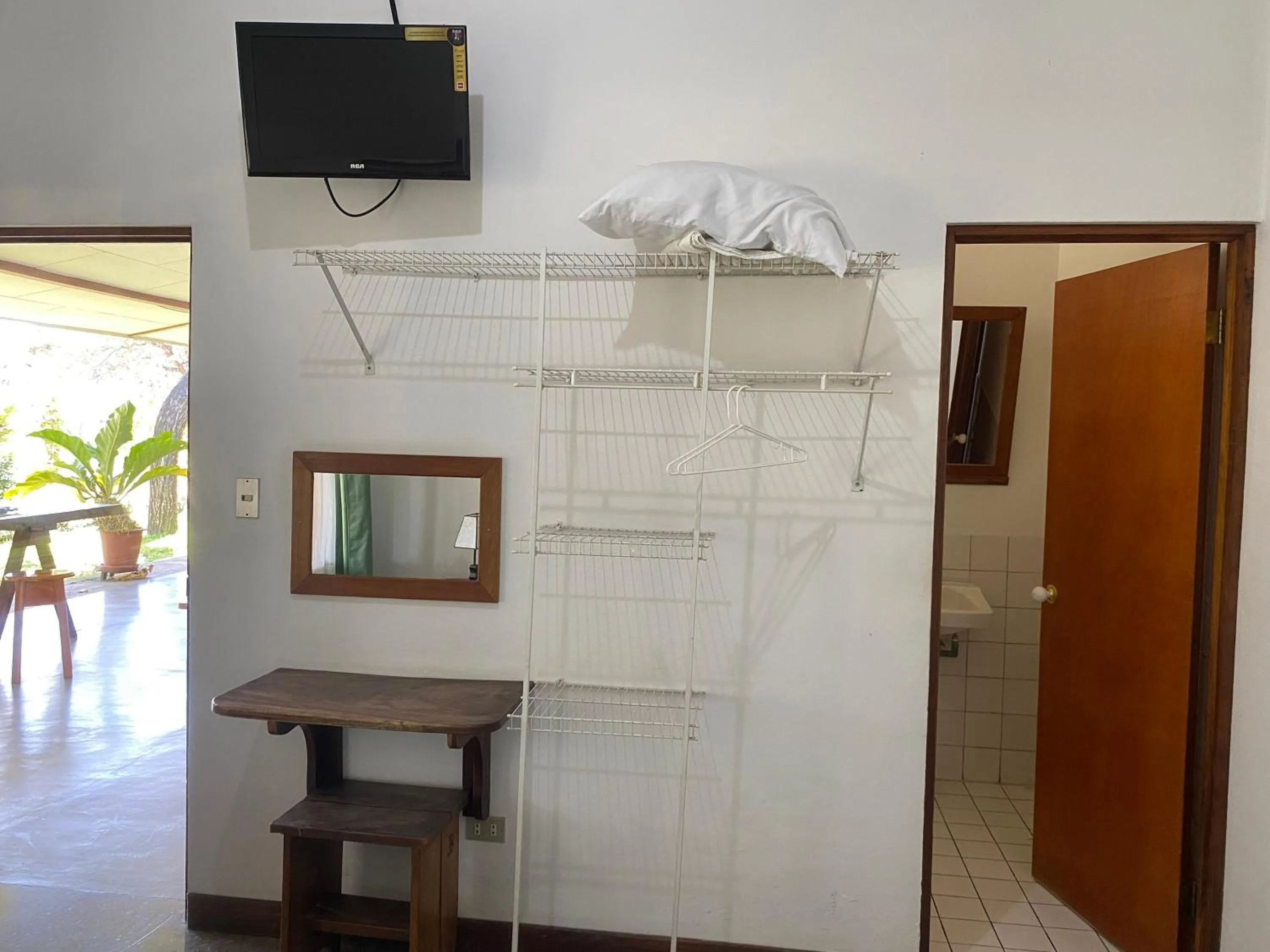 TV and multimedia in Hotel Del Aserradero