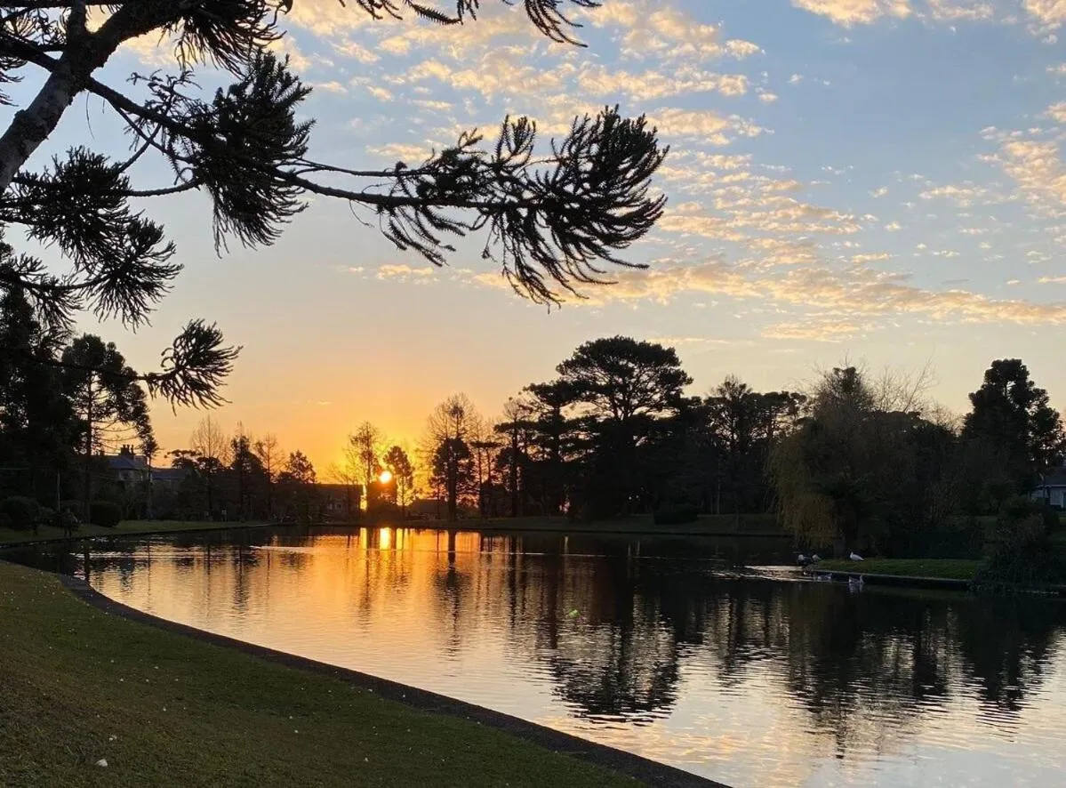 Luxuoso Studio 2007 Laje de Pedra Gramado Canela