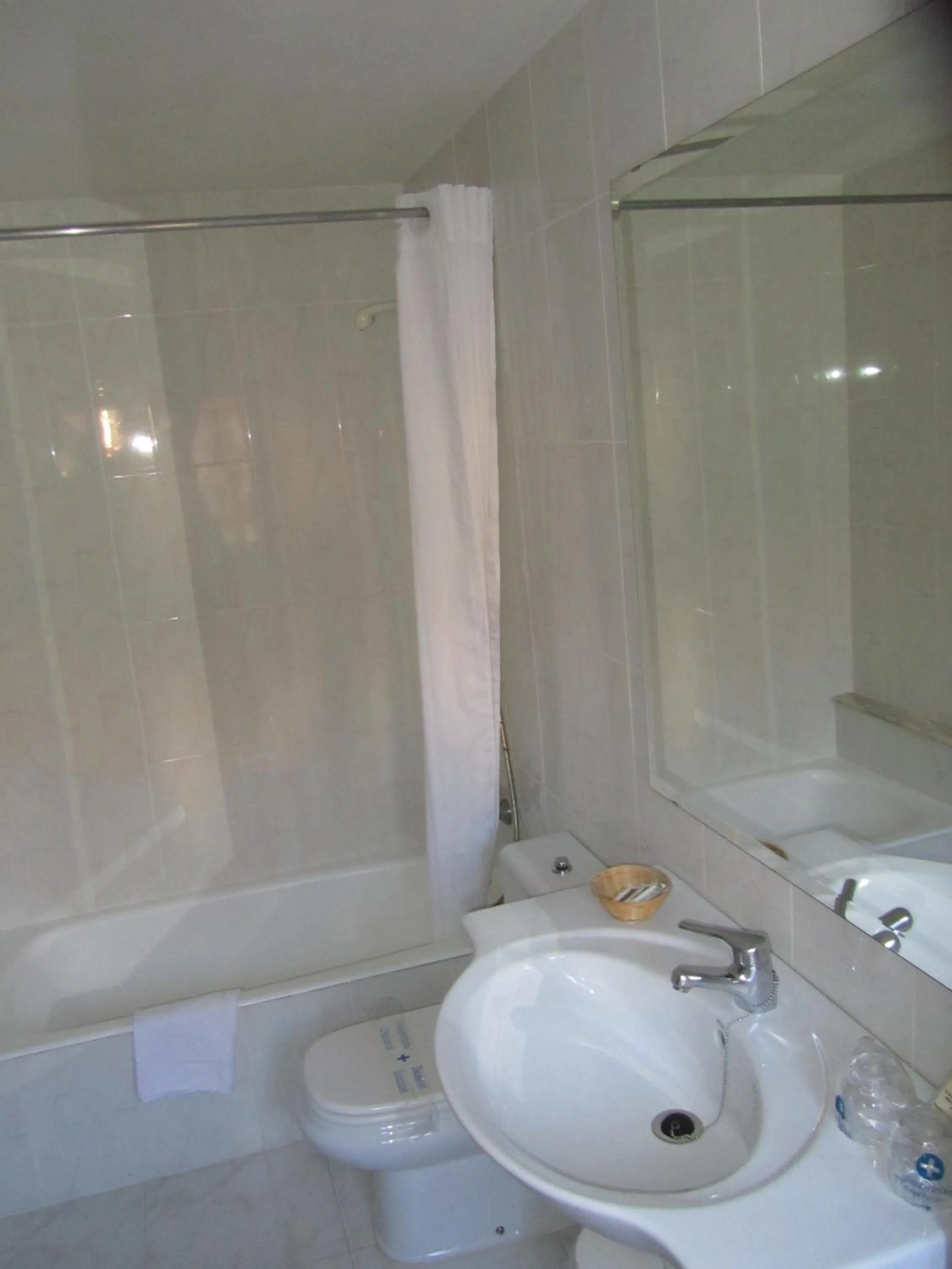 Bathroom in Hotel Doña Nieves