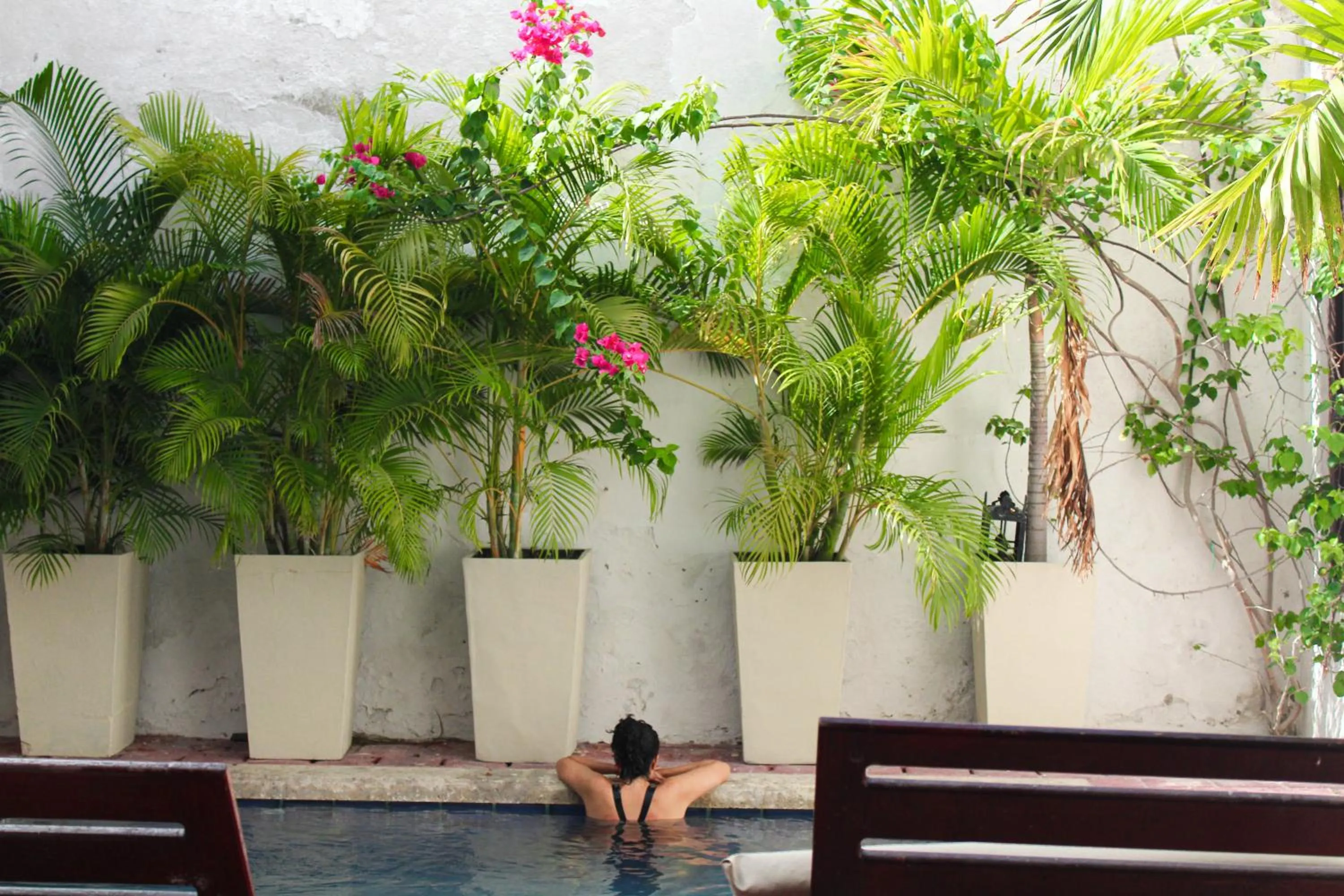 Swimming pool in Casa Gaitana - Alma Hotels