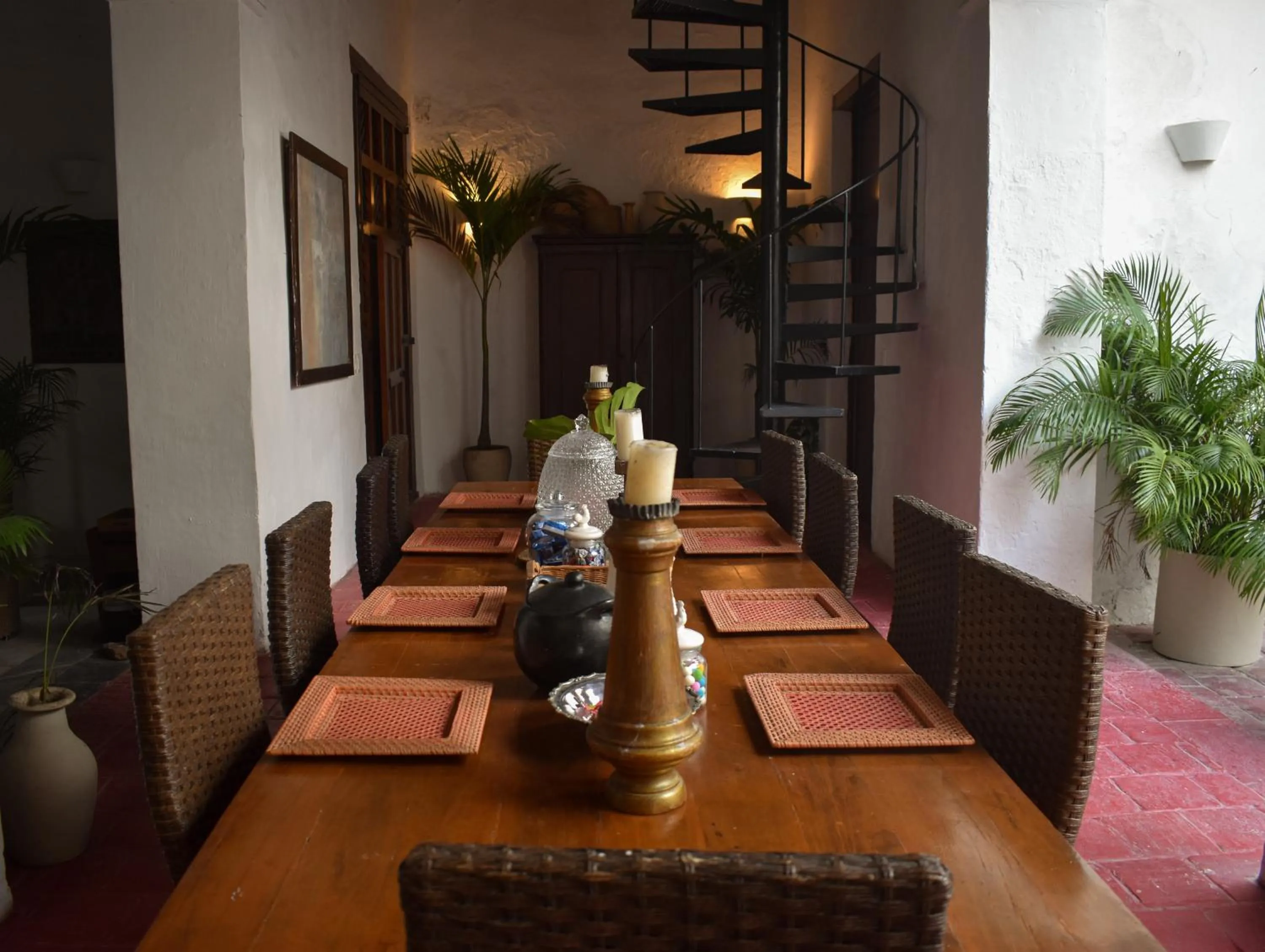Dining area in Casa Gaitana - Alma Hotels