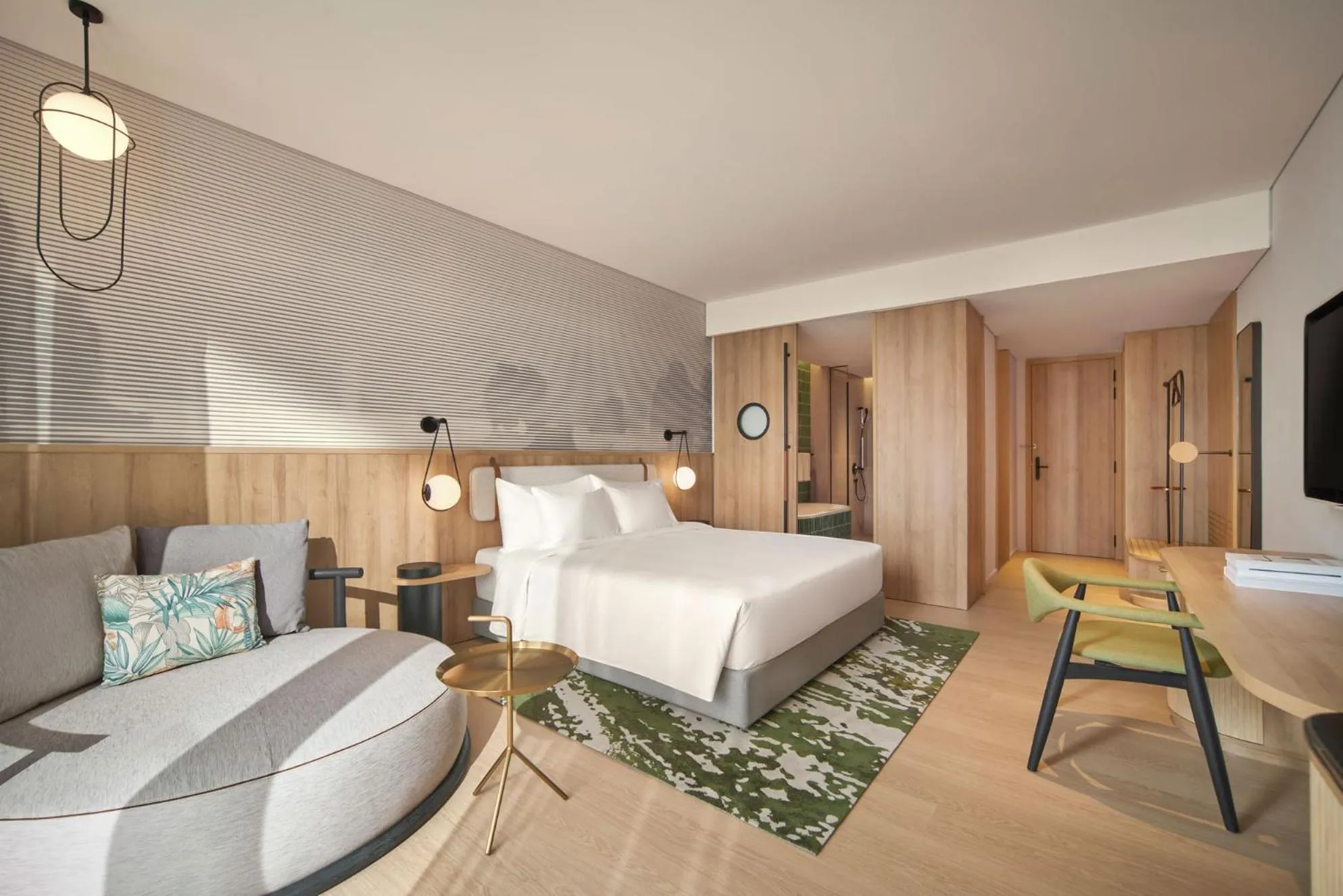 Seating area, Bed in The Yacht Hotel by DC