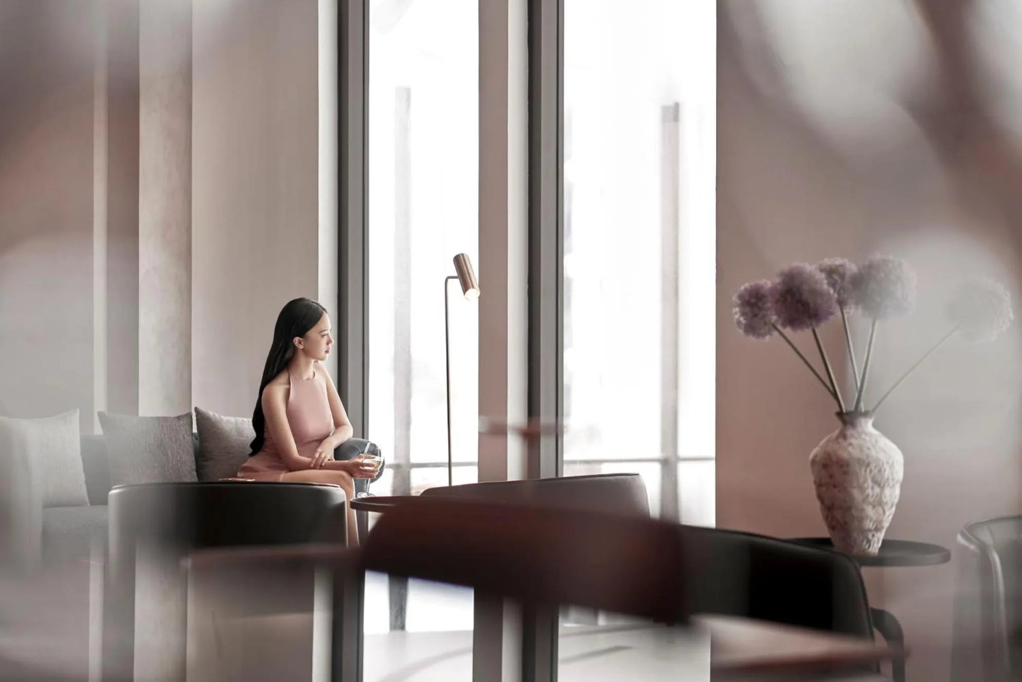 Lounge or bar in The Yacht Hotel by DC