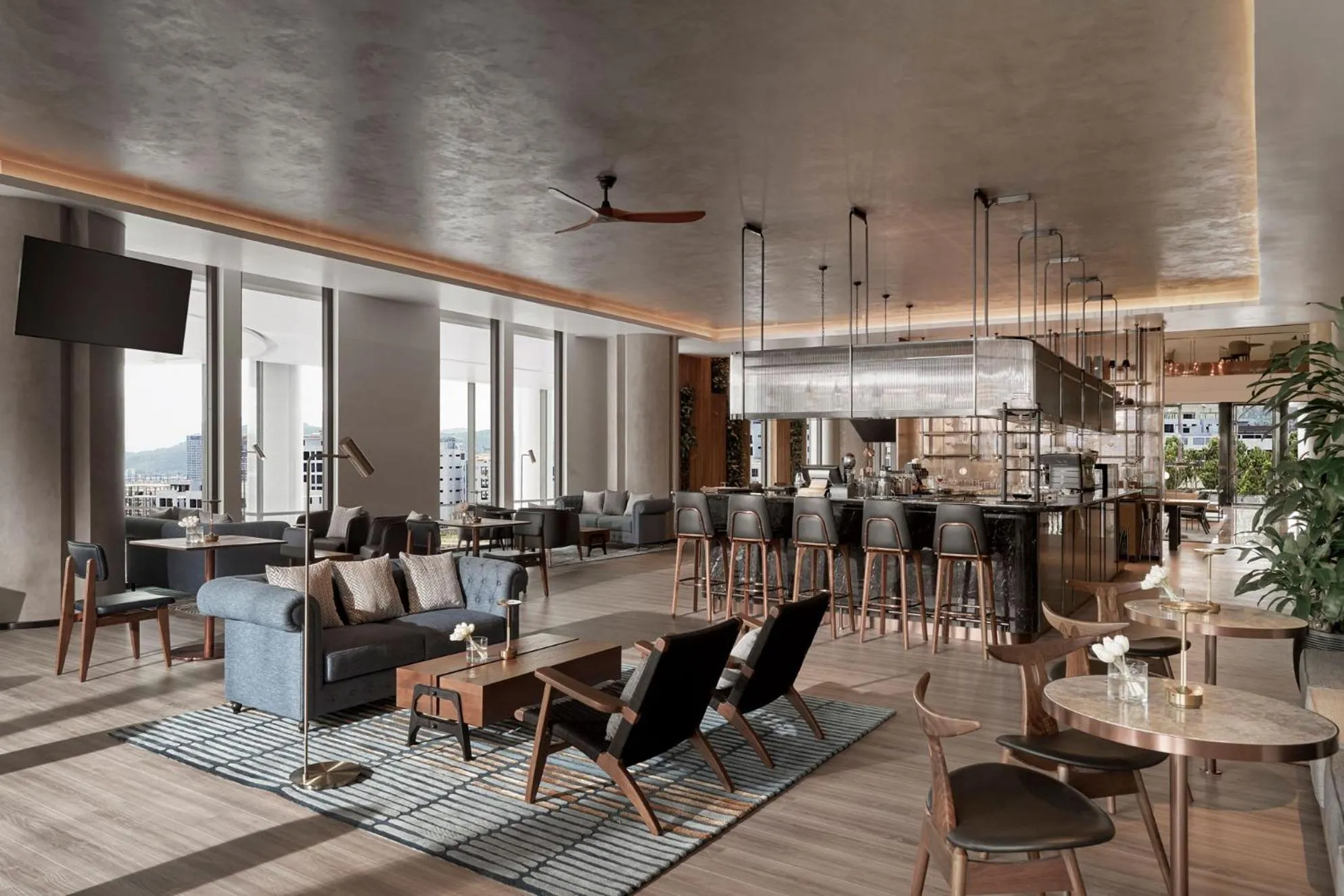 Lounge or bar in The Yacht Hotel by DC