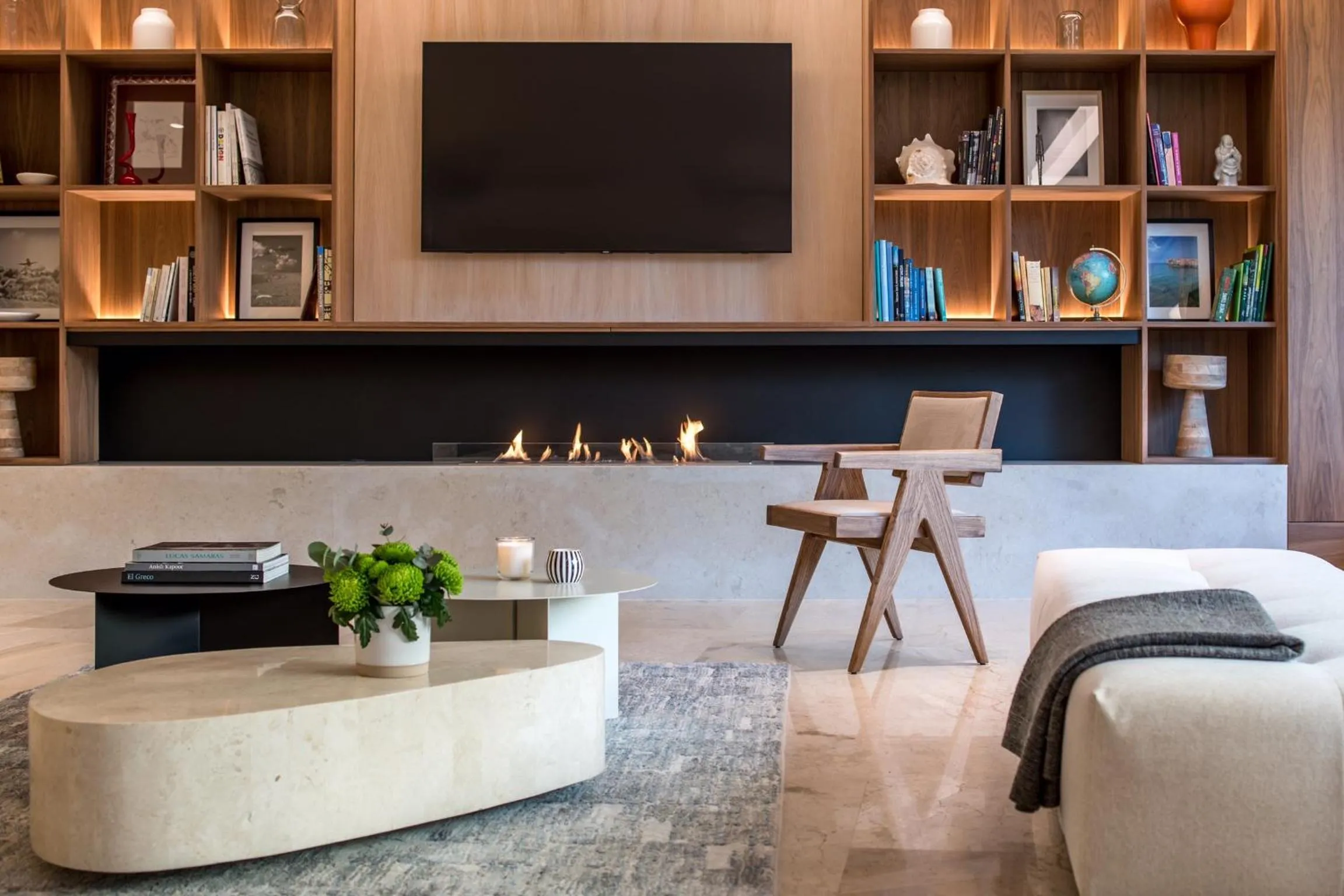 Lobby or reception in Amarilia Hotel