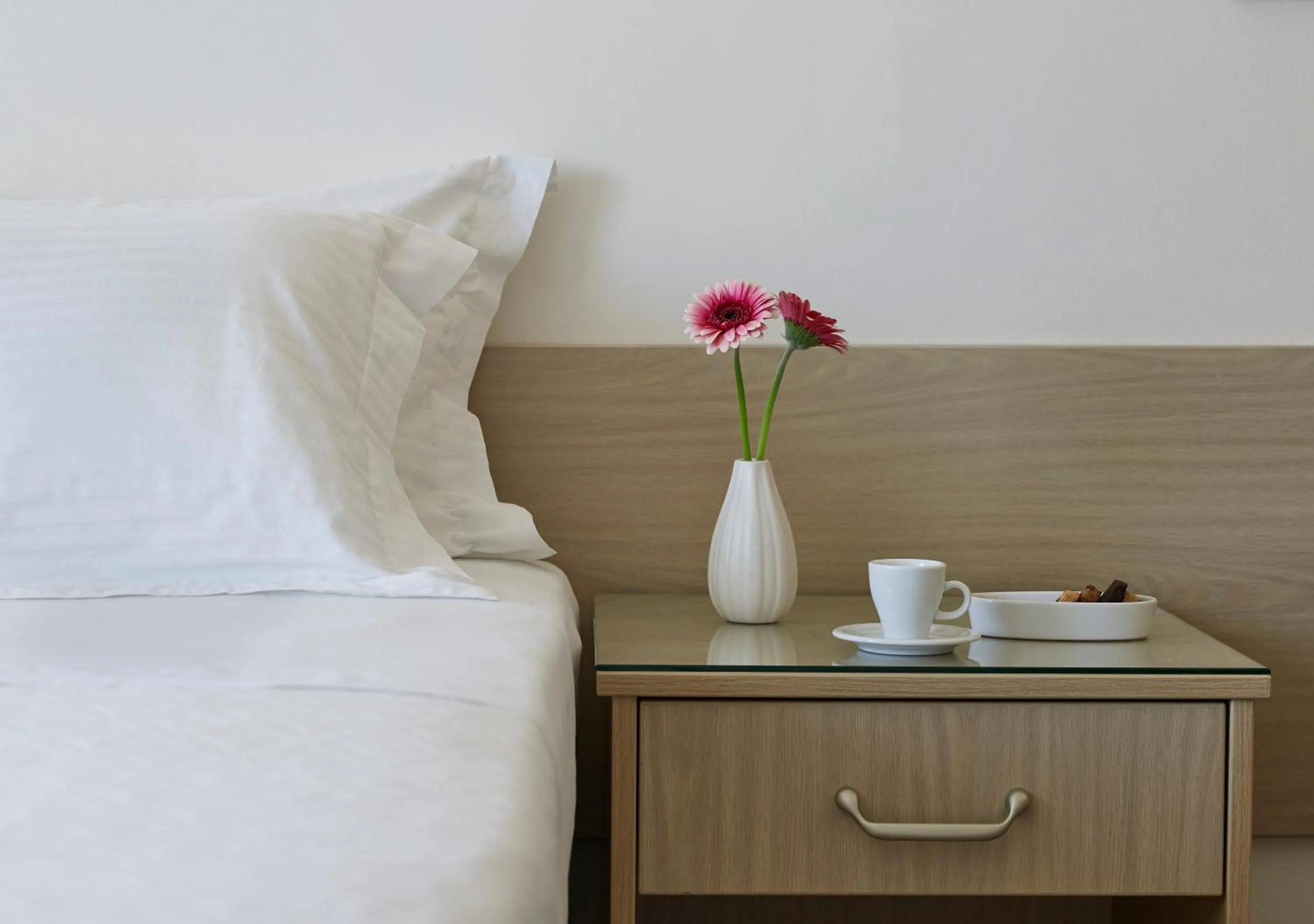 Bedroom, Bed in Amarilia Hotel