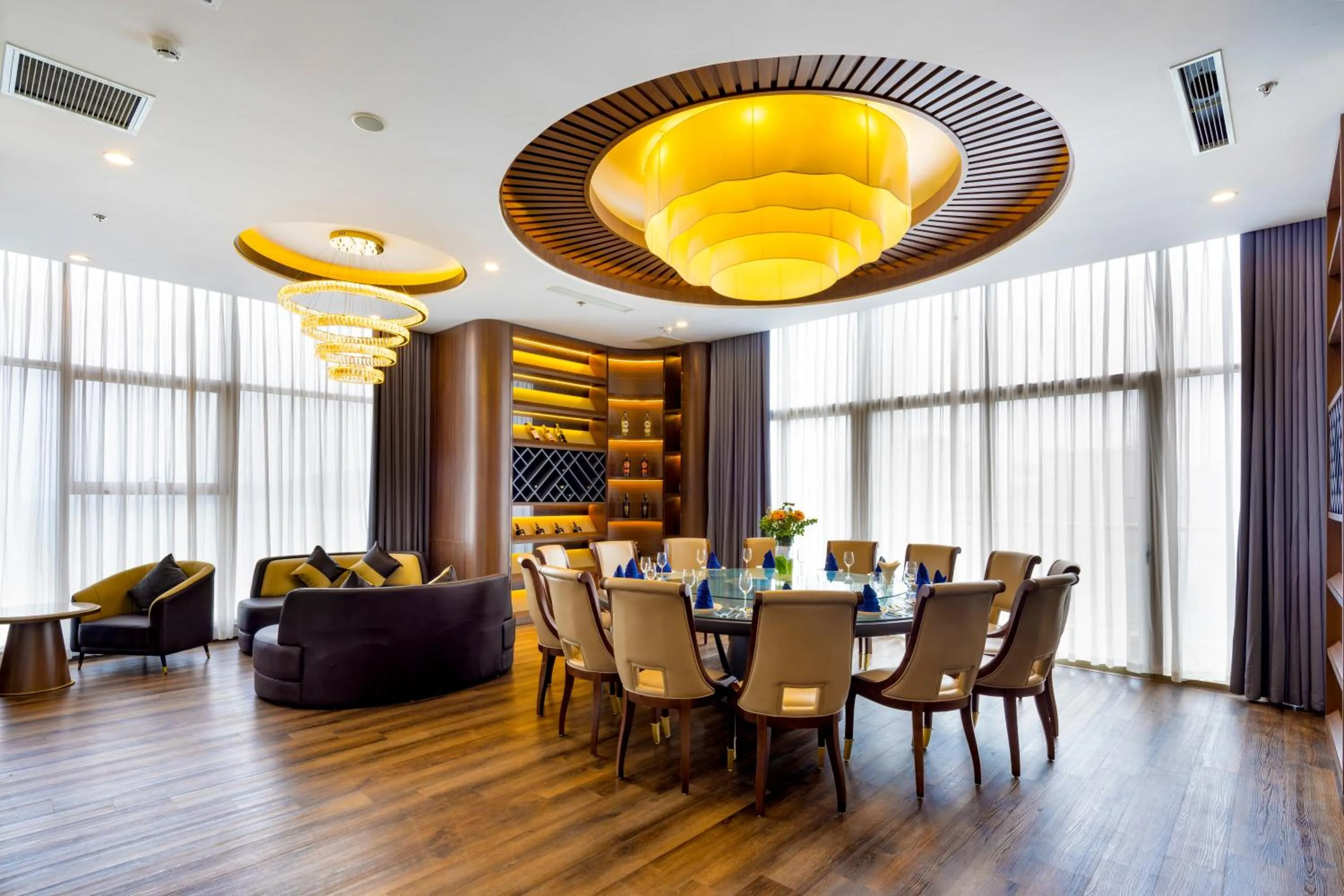 Restaurant/places to eat in Annova Nha Trang Hotel