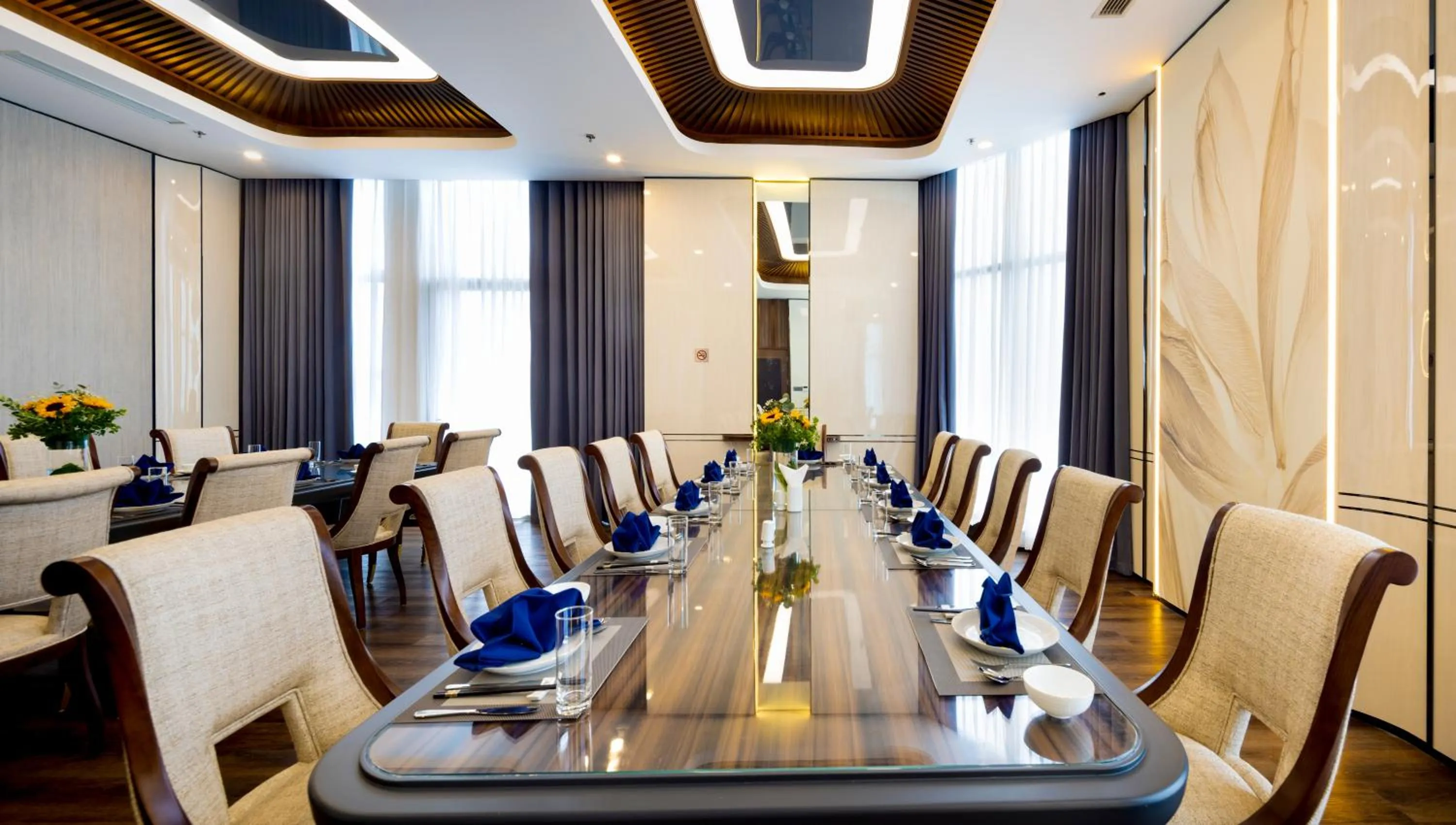 Restaurant/places to eat in Annova Nha Trang Hotel