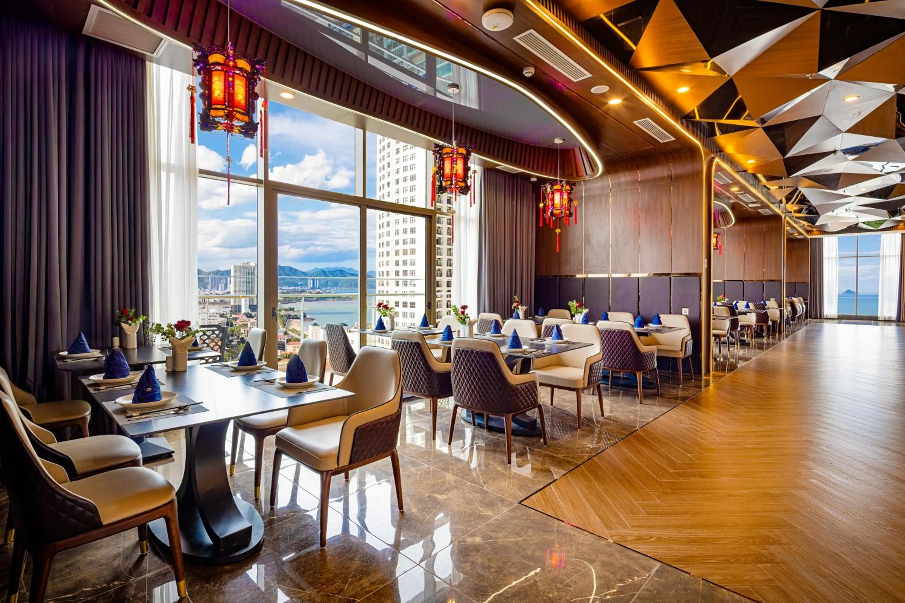 Restaurant/places to eat in Annova Nha Trang Hotel