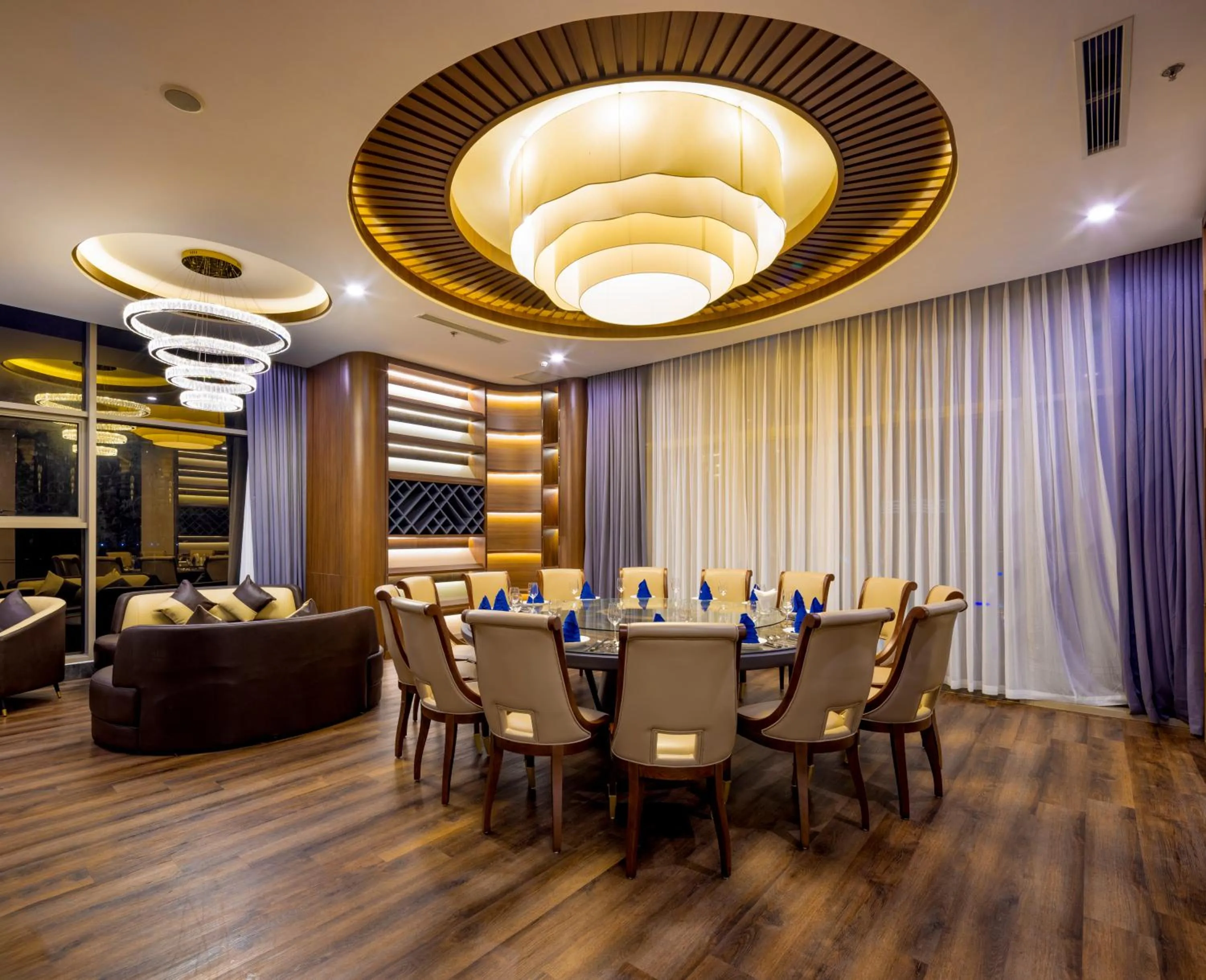 Restaurant/places to eat in Annova Nha Trang Hotel