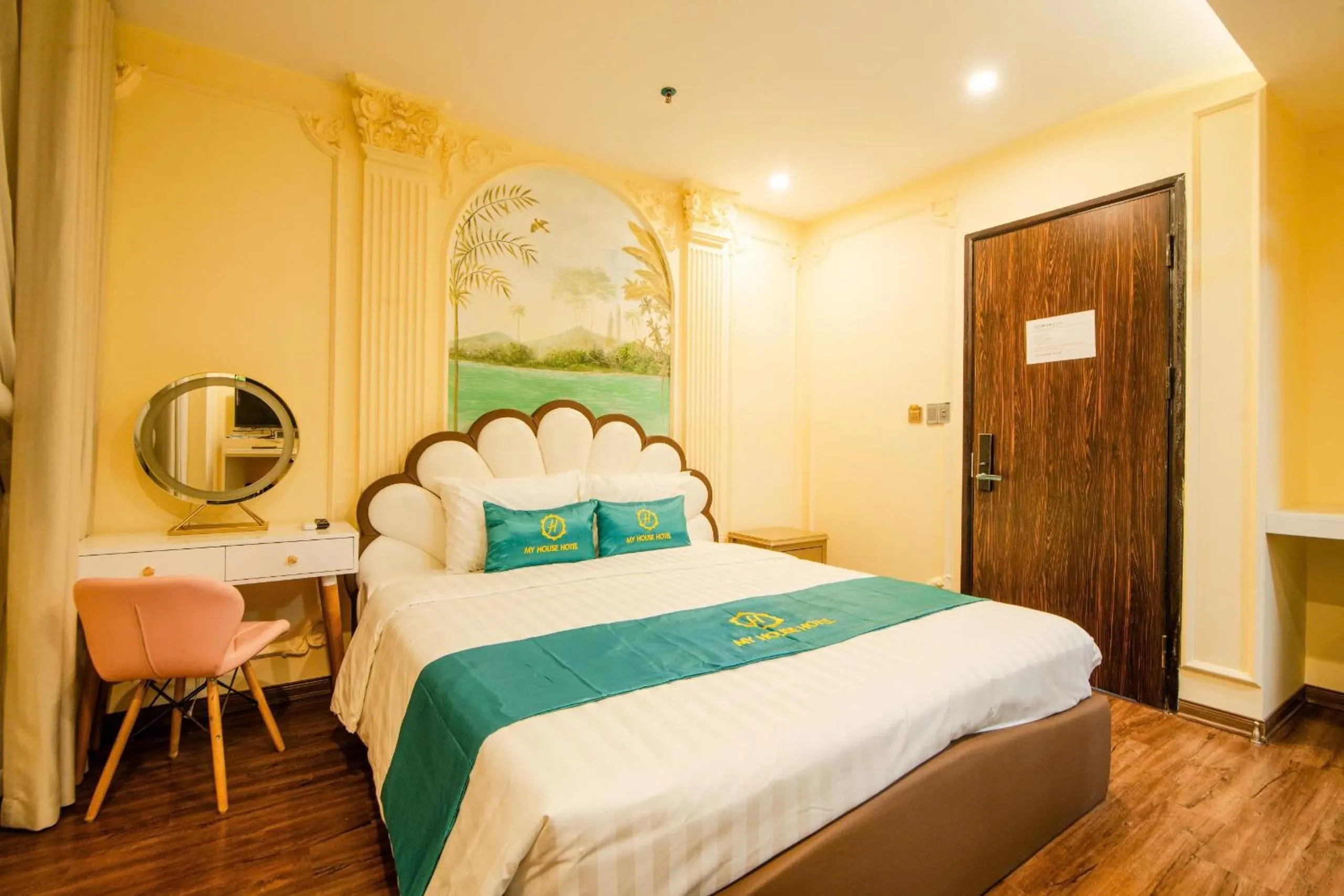 My House Hotel HN - by BAY LUXURY