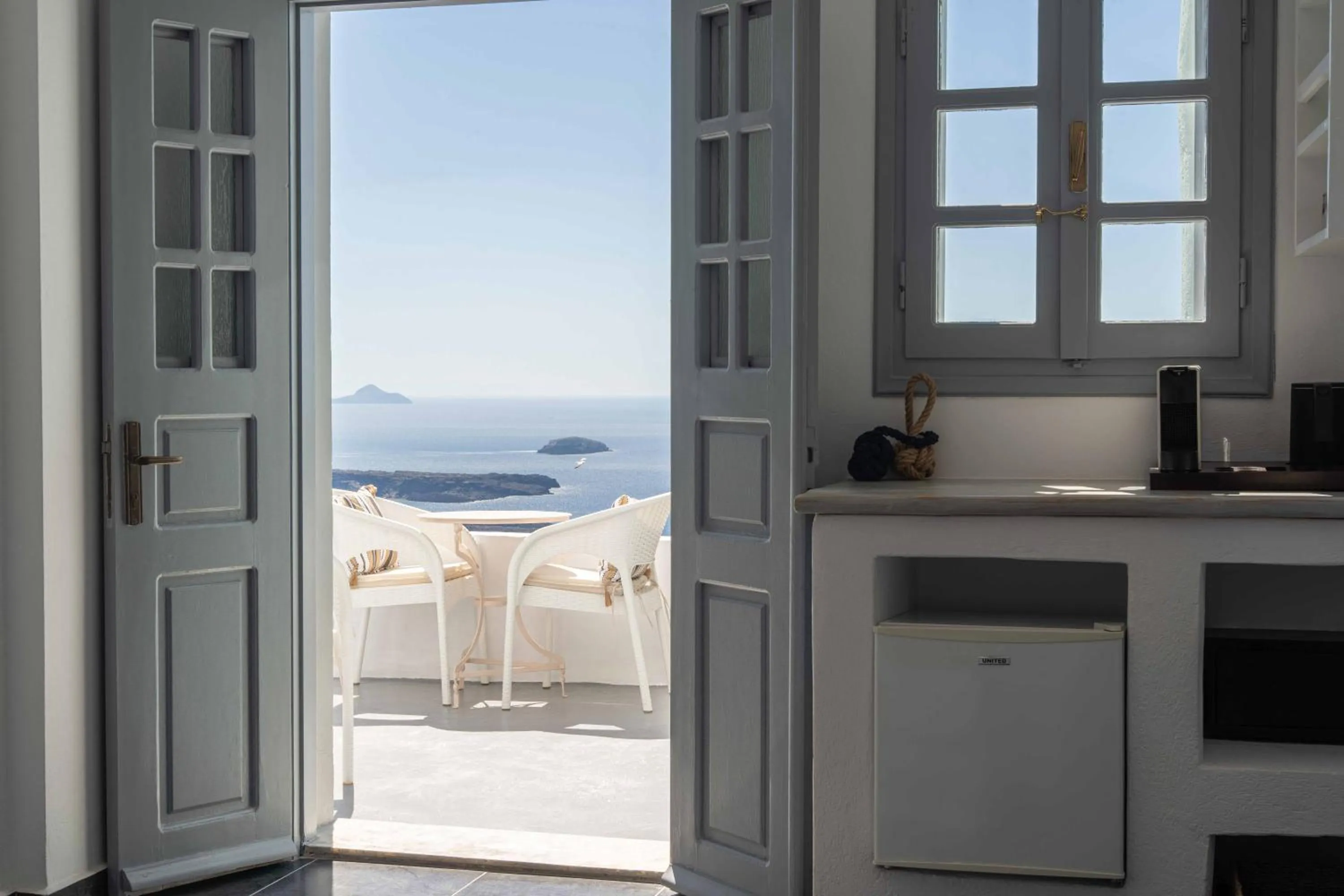 Balcony/Terrace in La Roka, Cliffside Memories