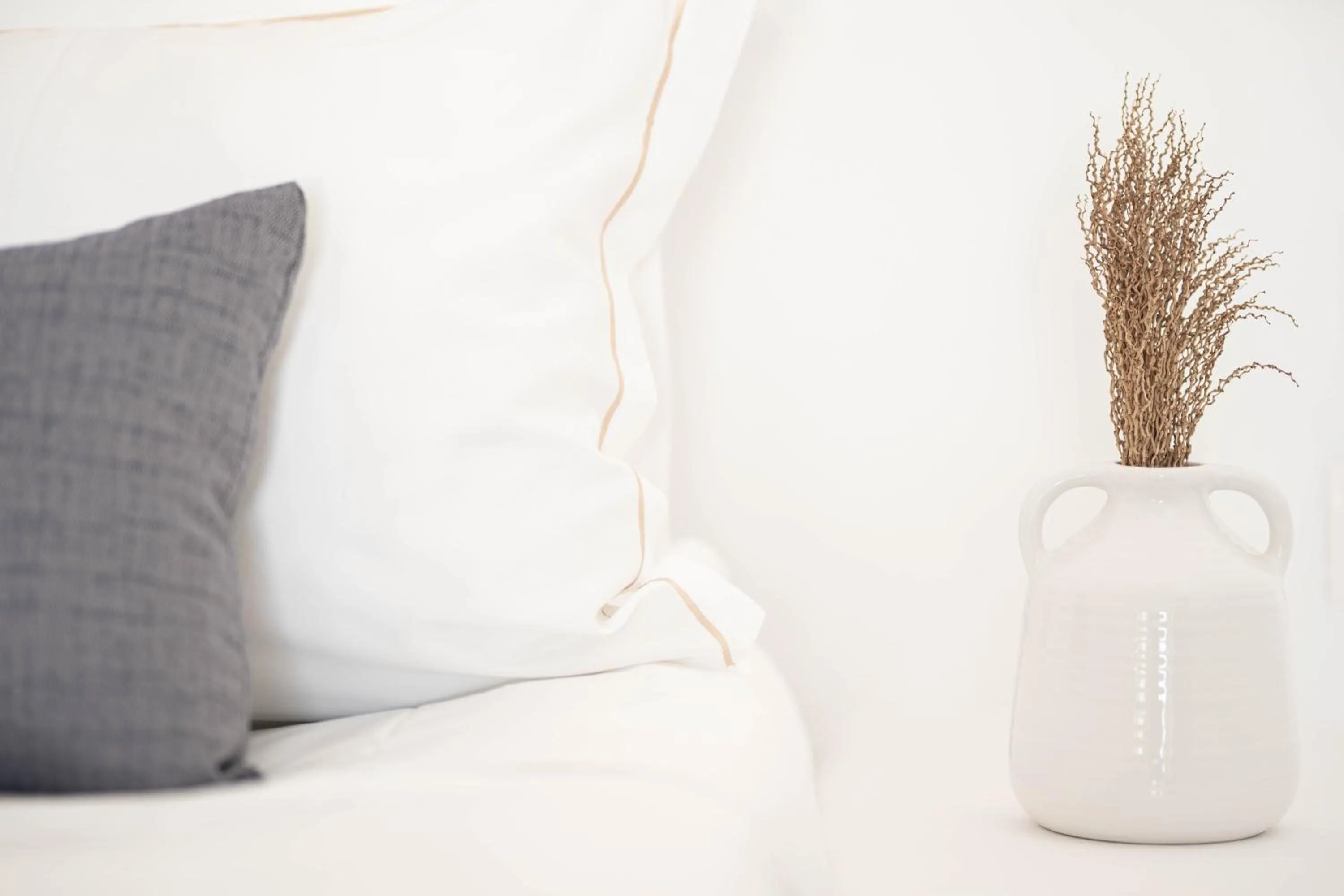 Bedroom, Bed in La Roka, Cliffside Memories