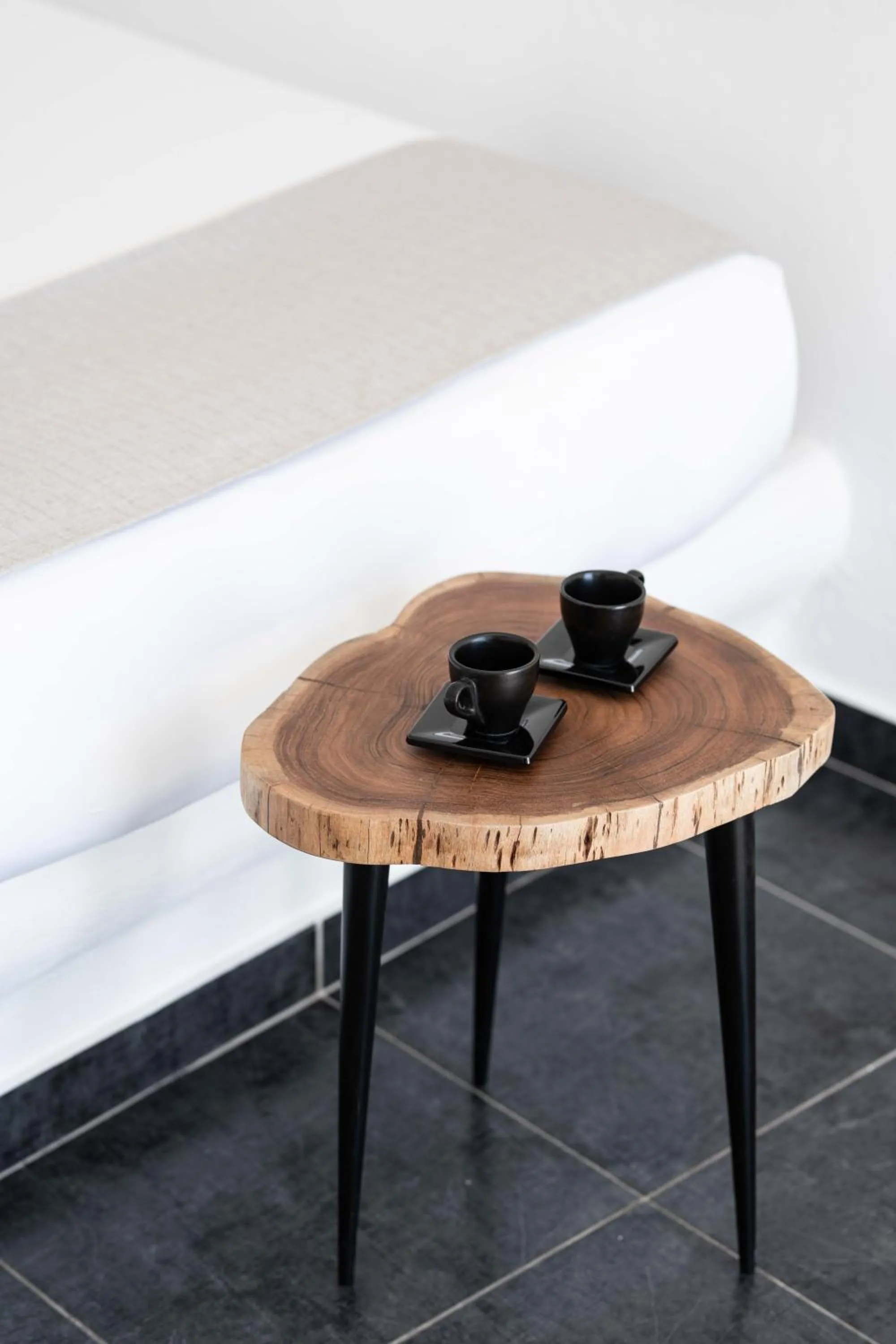 Coffee/tea facilities in La Roka, Cliffside Memories