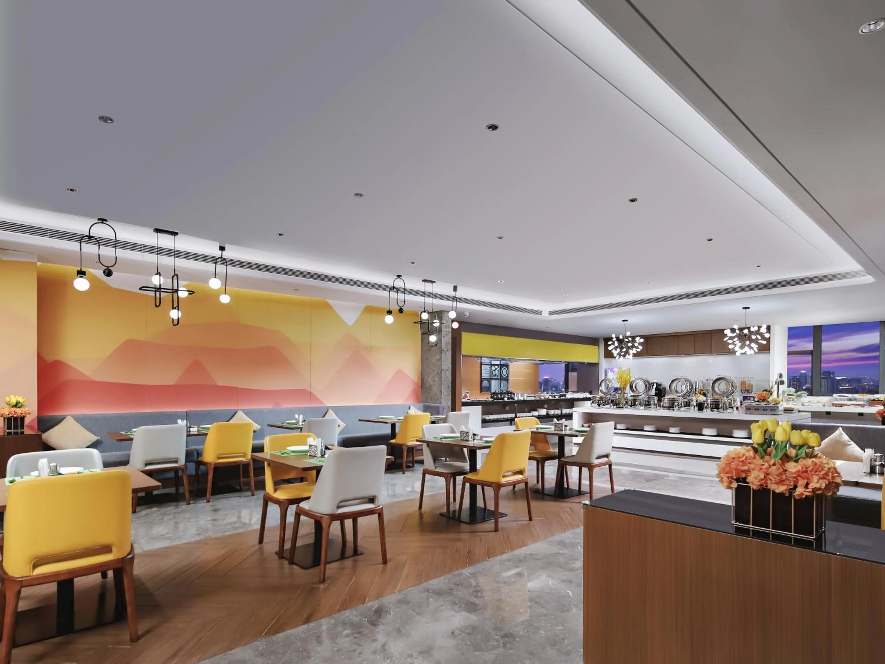 Restaurant/places to eat in Hampton by Hilton Shenzhen Longhua Qinghu