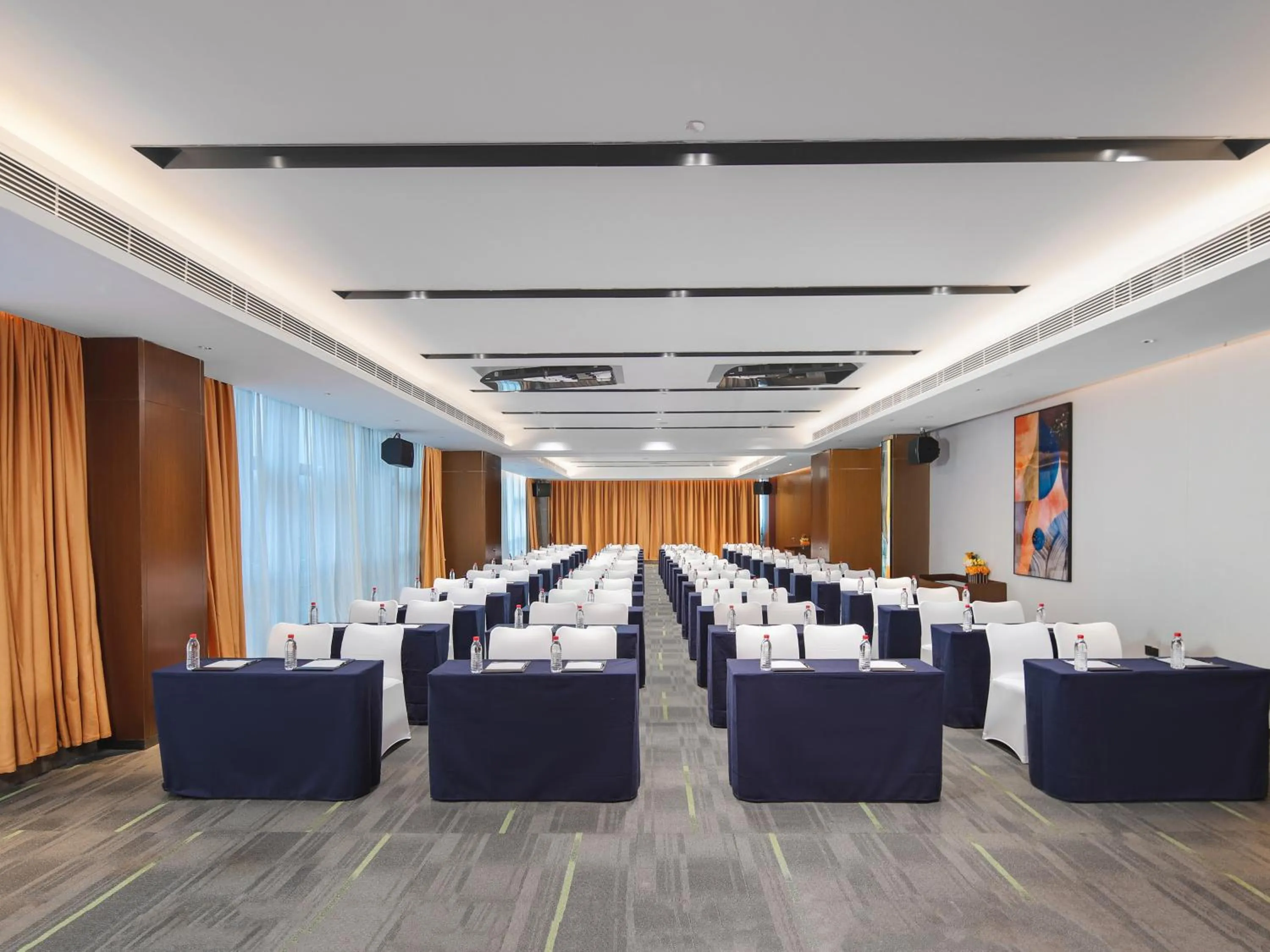Banquet/Function facilities in Hampton by Hilton Shenzhen Longhua Qinghu