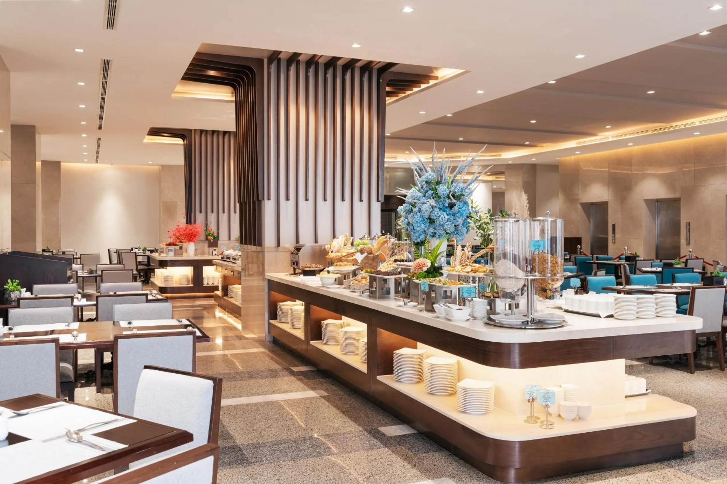 Restaurant/places to eat in Green Beach Hotel Nha Trang