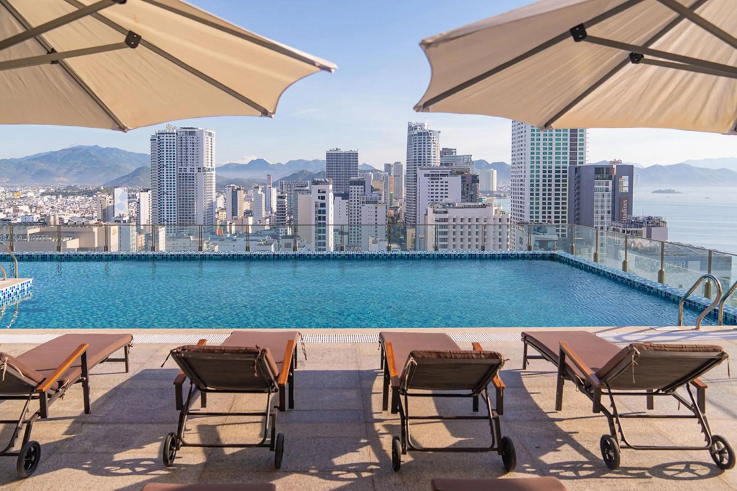 Swimming pool in Green Beach Hotel Nha Trang