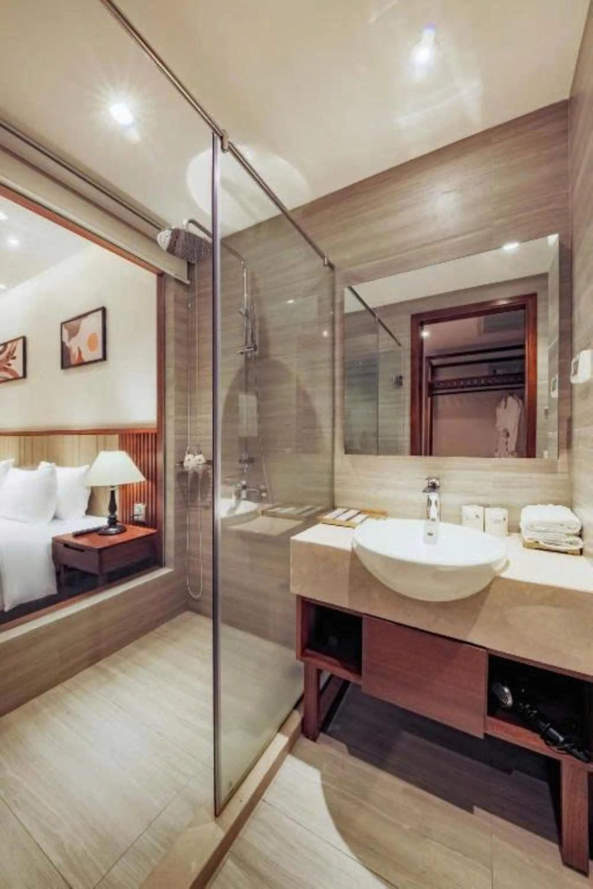 Bathroom, Bed in Green Beach Hotel Nha Trang