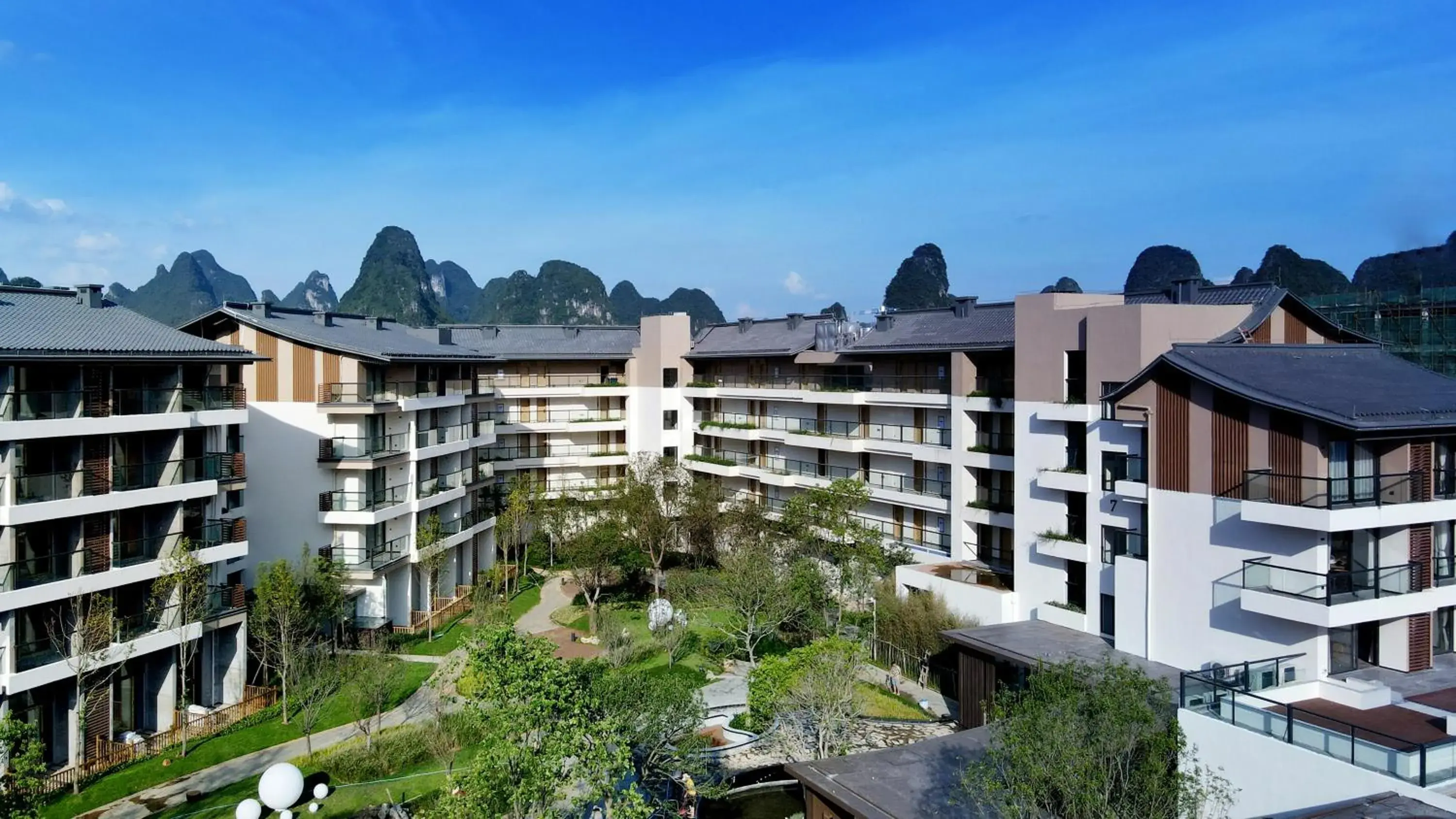 Property Building in Ramada by Wyndham Guilin Yangshuo Resort Property Building in Ramada by Wyndham Guilin Yangshuo Resort