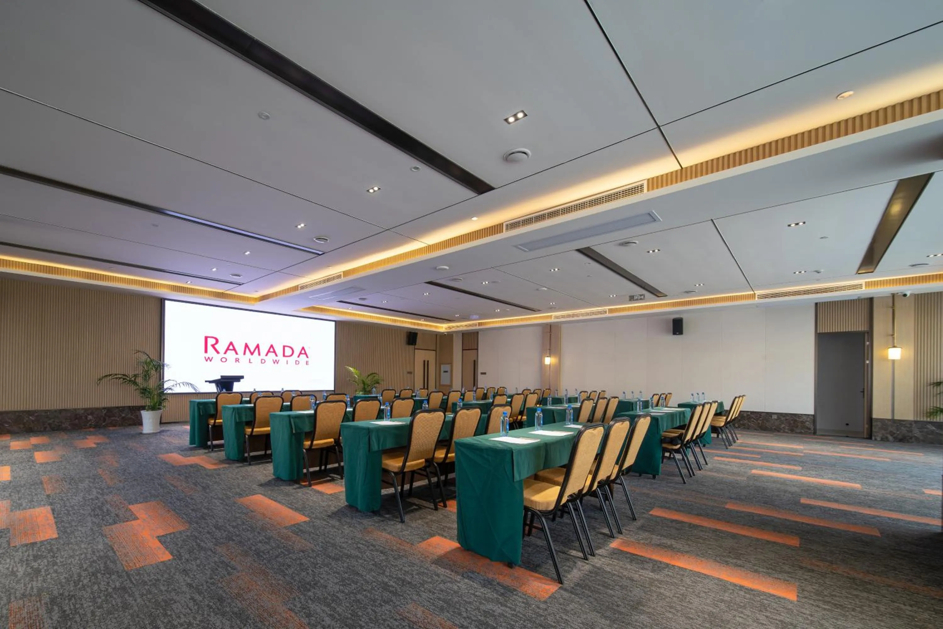 Ramada Guilin Yangshuo Resort