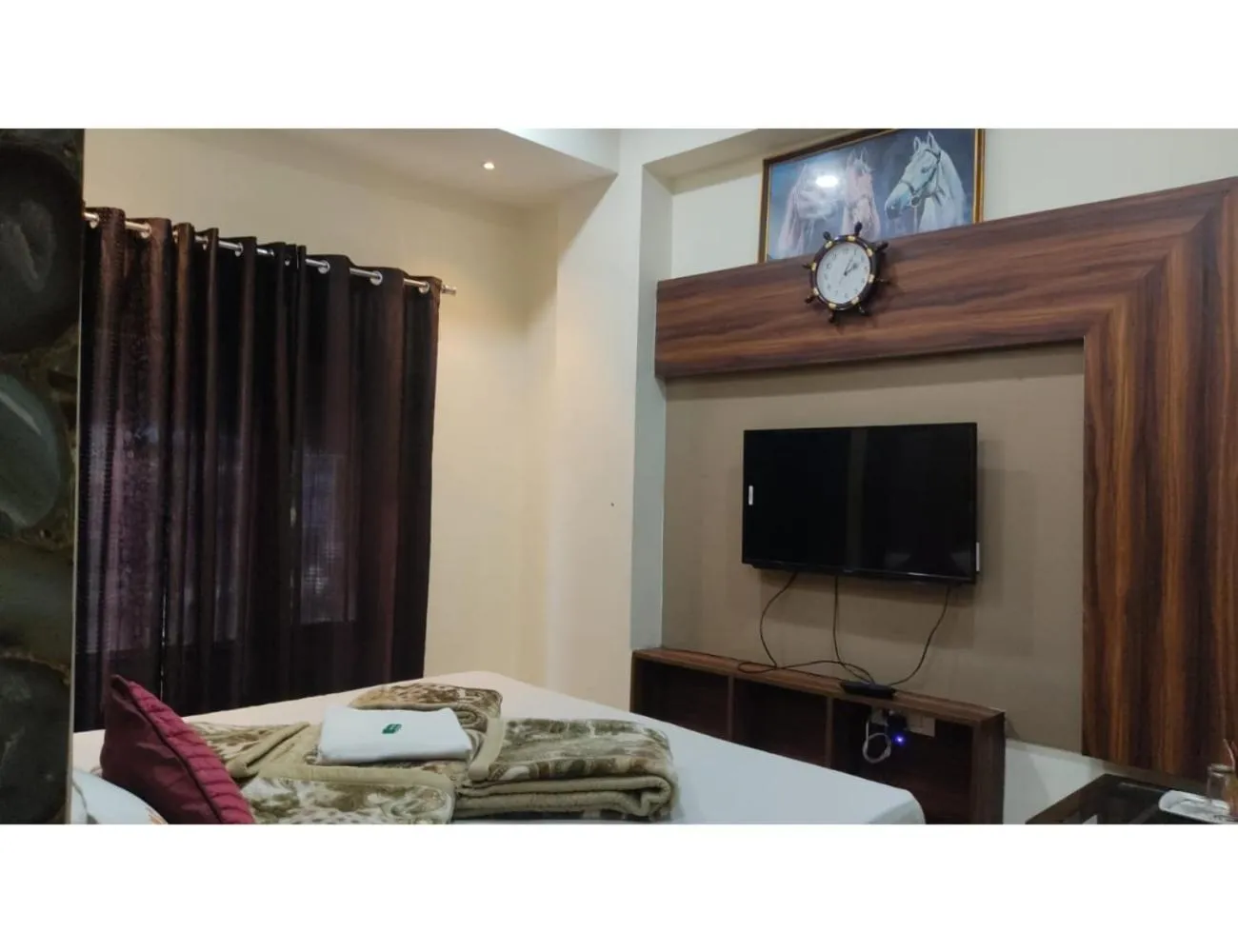 Bed in Hotel Atithi (Ludhiana)