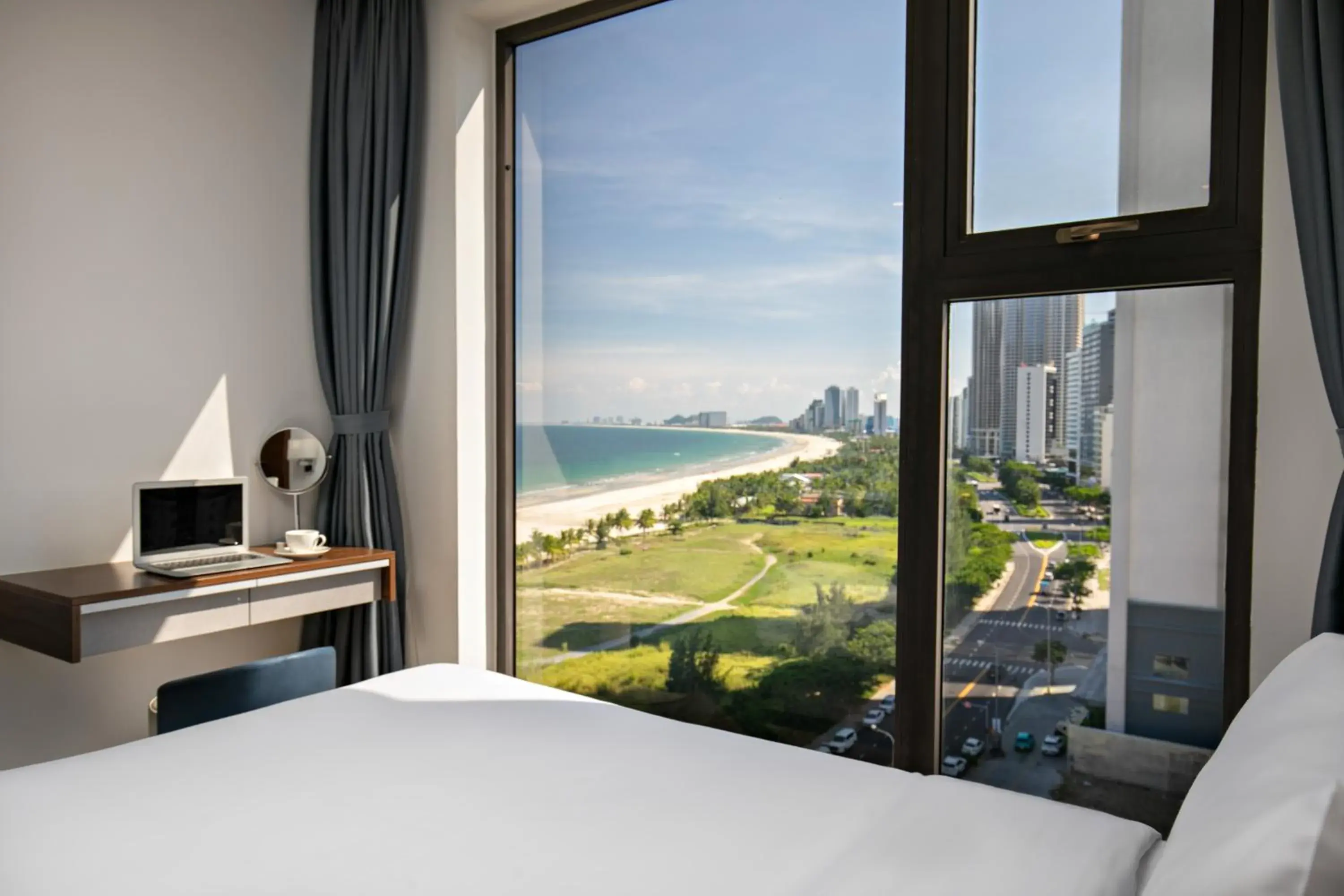 Premier Triple Room in Mangata Beachfront Hotel - Rooftop Bar Sea View Premier Triple Room in Mangata Beachfront Hotel - Rooftop Bar Sea View