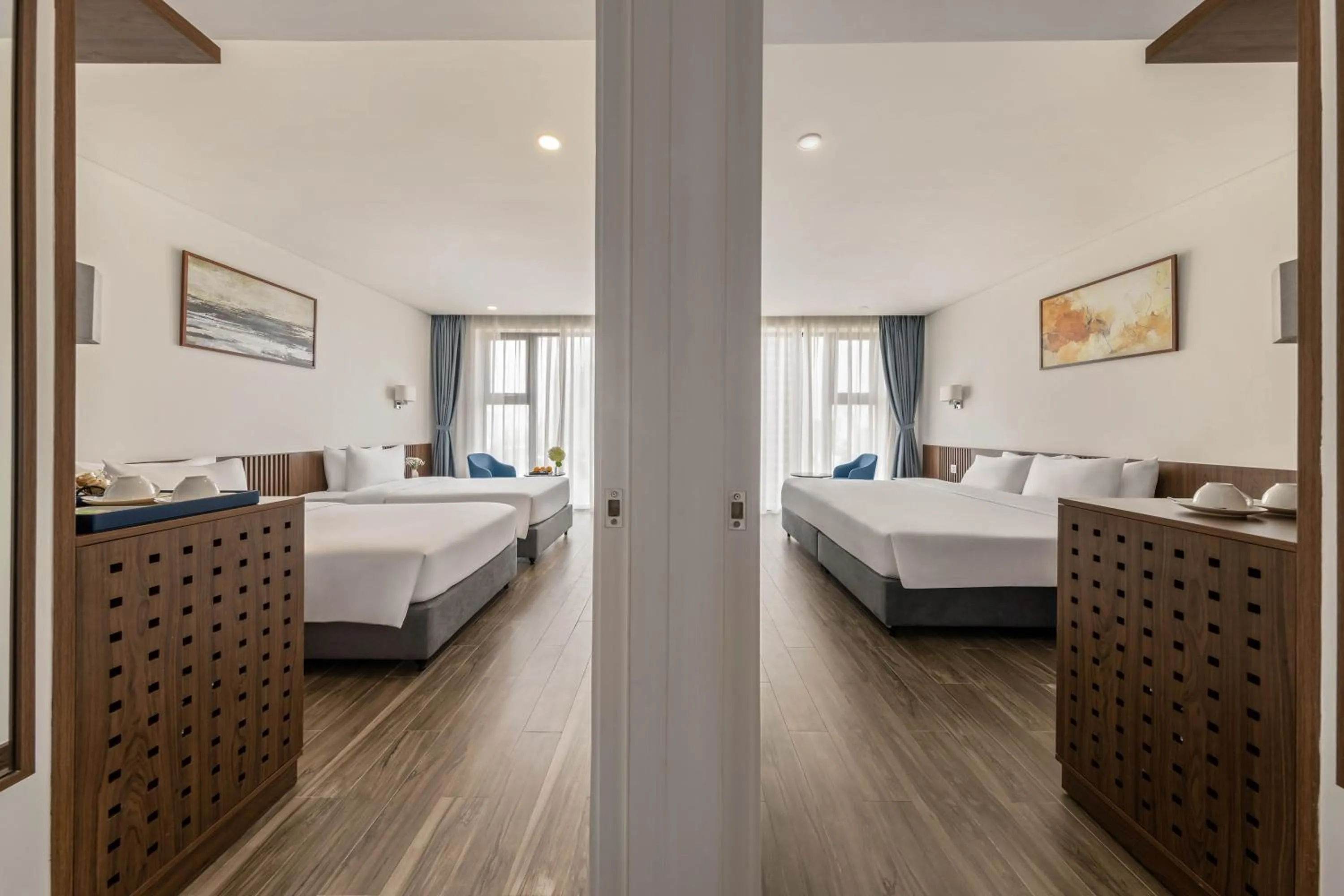 Bedroom, Bed in Mangata Beachfront Hotel - Rooftop Bar Sea View