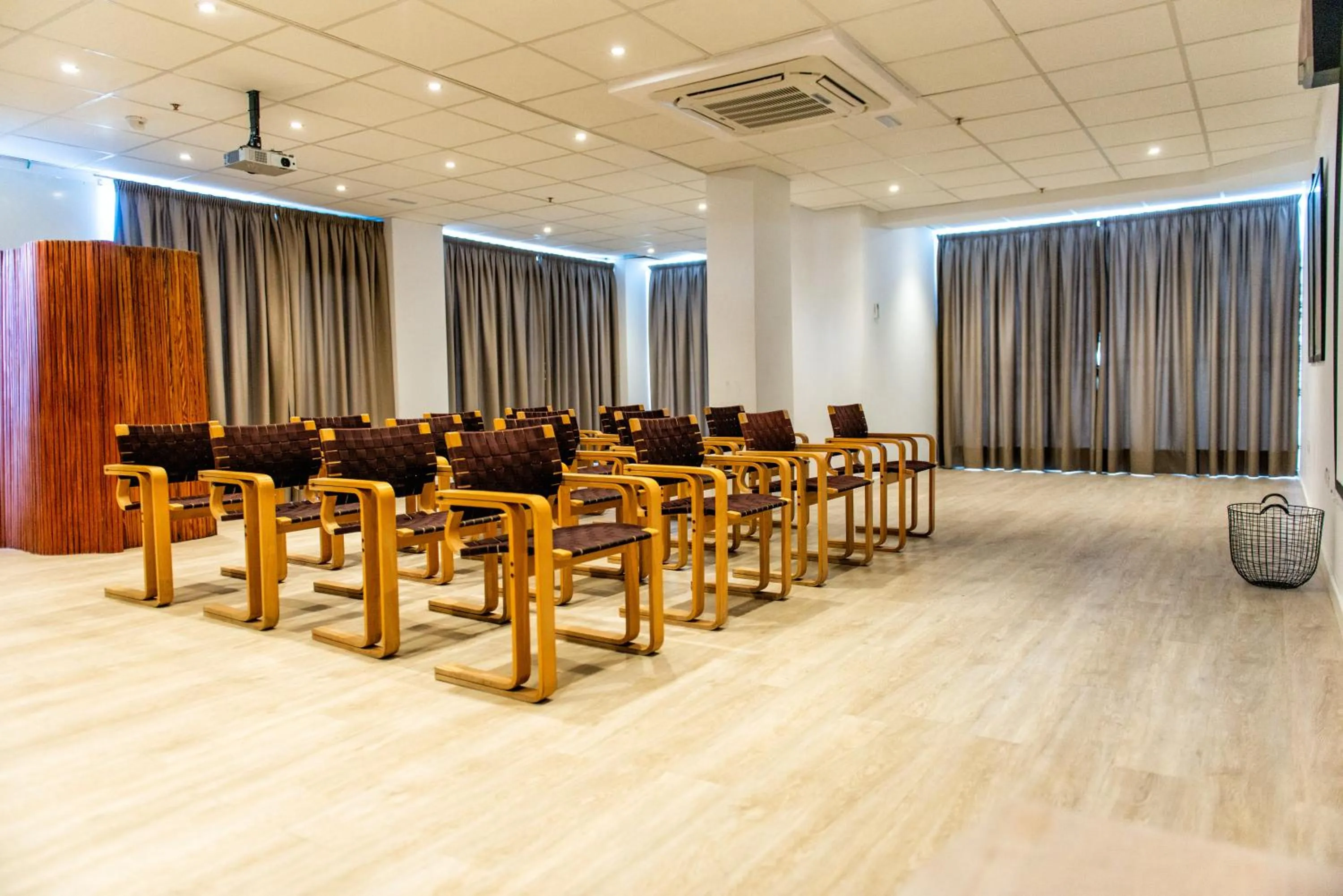 Meeting/conference room in Atlantic Holiday Hotel