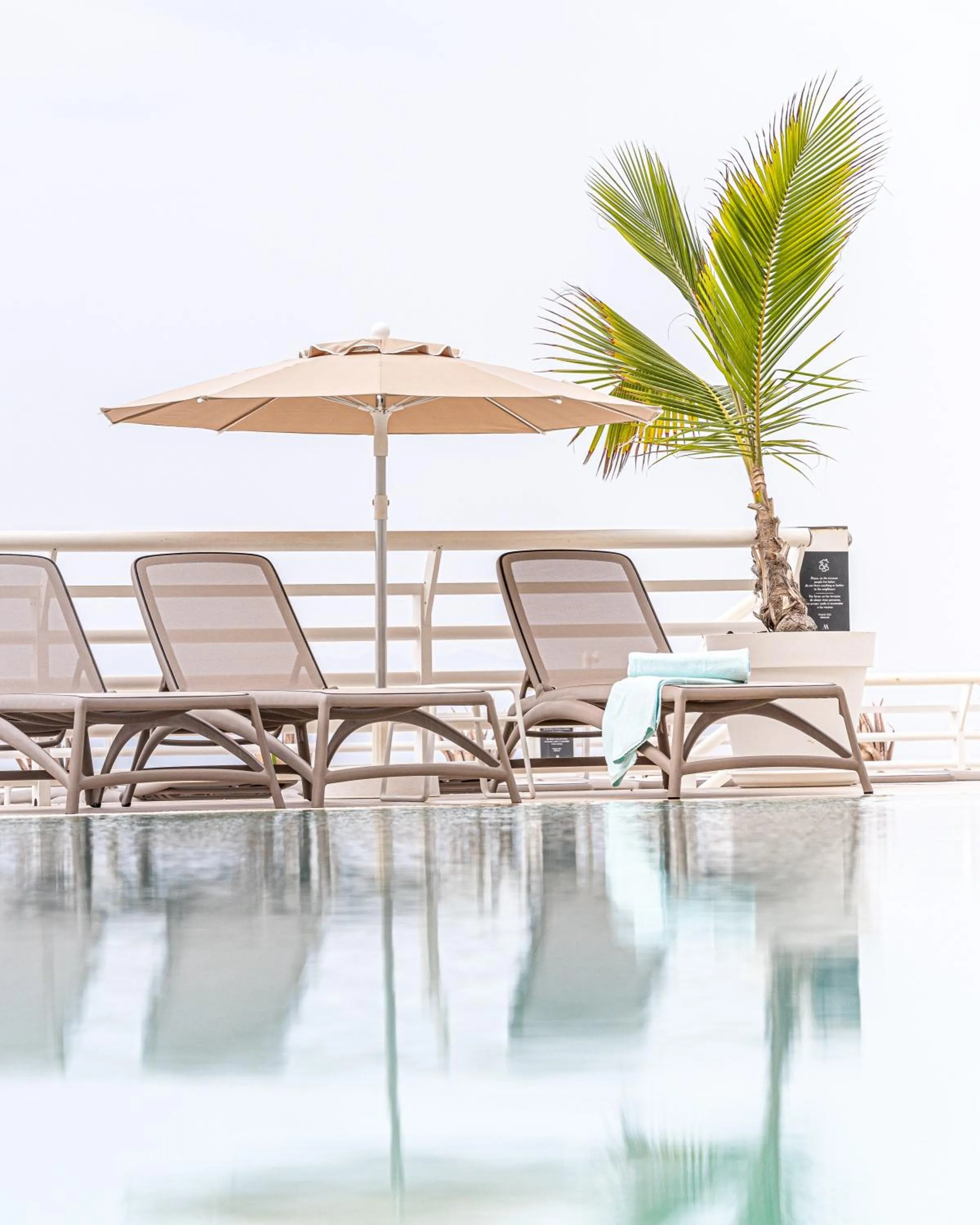 Pool view in Atlantic Holiday Hotel